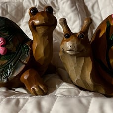 Super cute set of resin hollow garden figurines, snail and turtles with floral