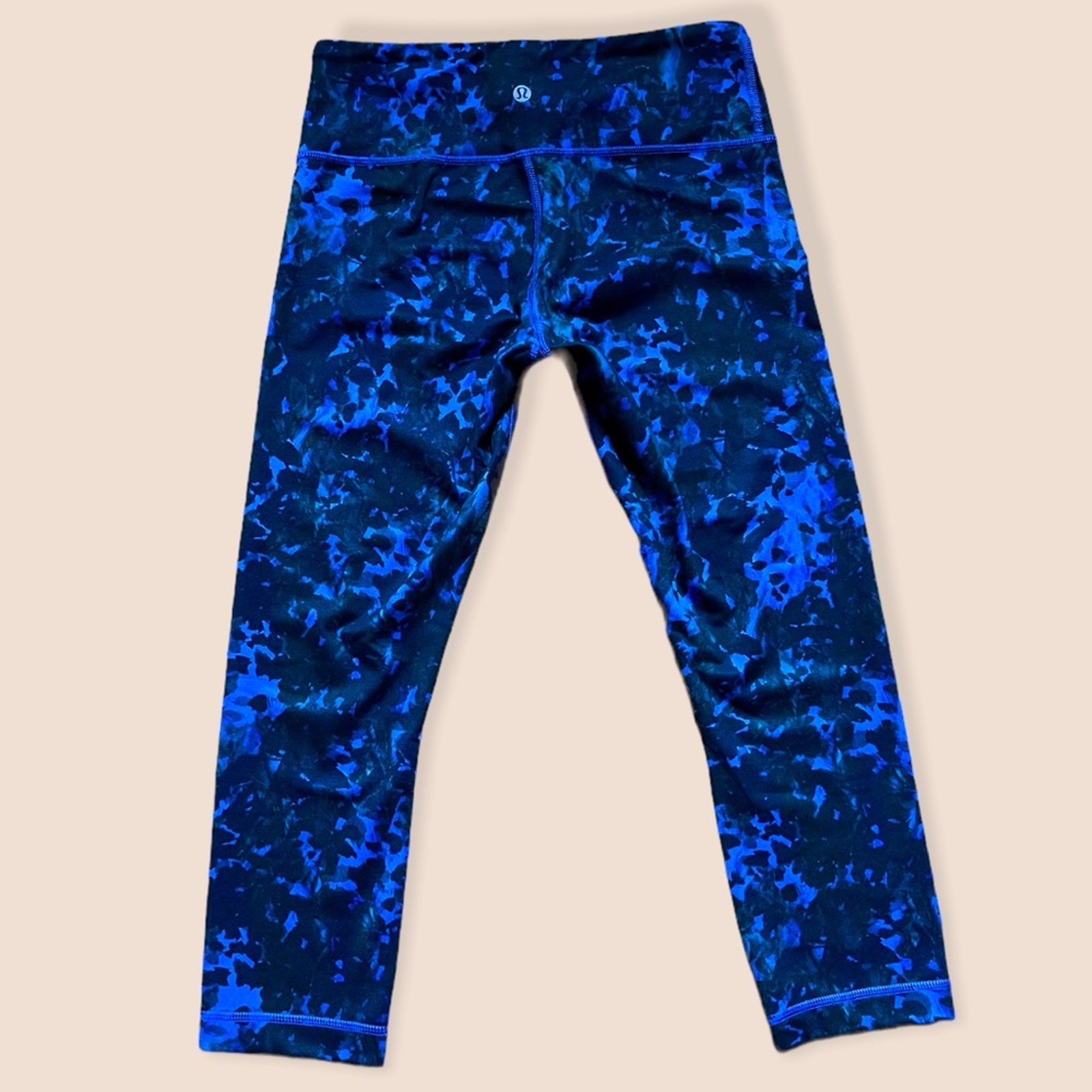 LULULEMON HIGH WAISTED CROPPED LEGGINGS-SQUAT PROOF & GREAT COMPRESSION!