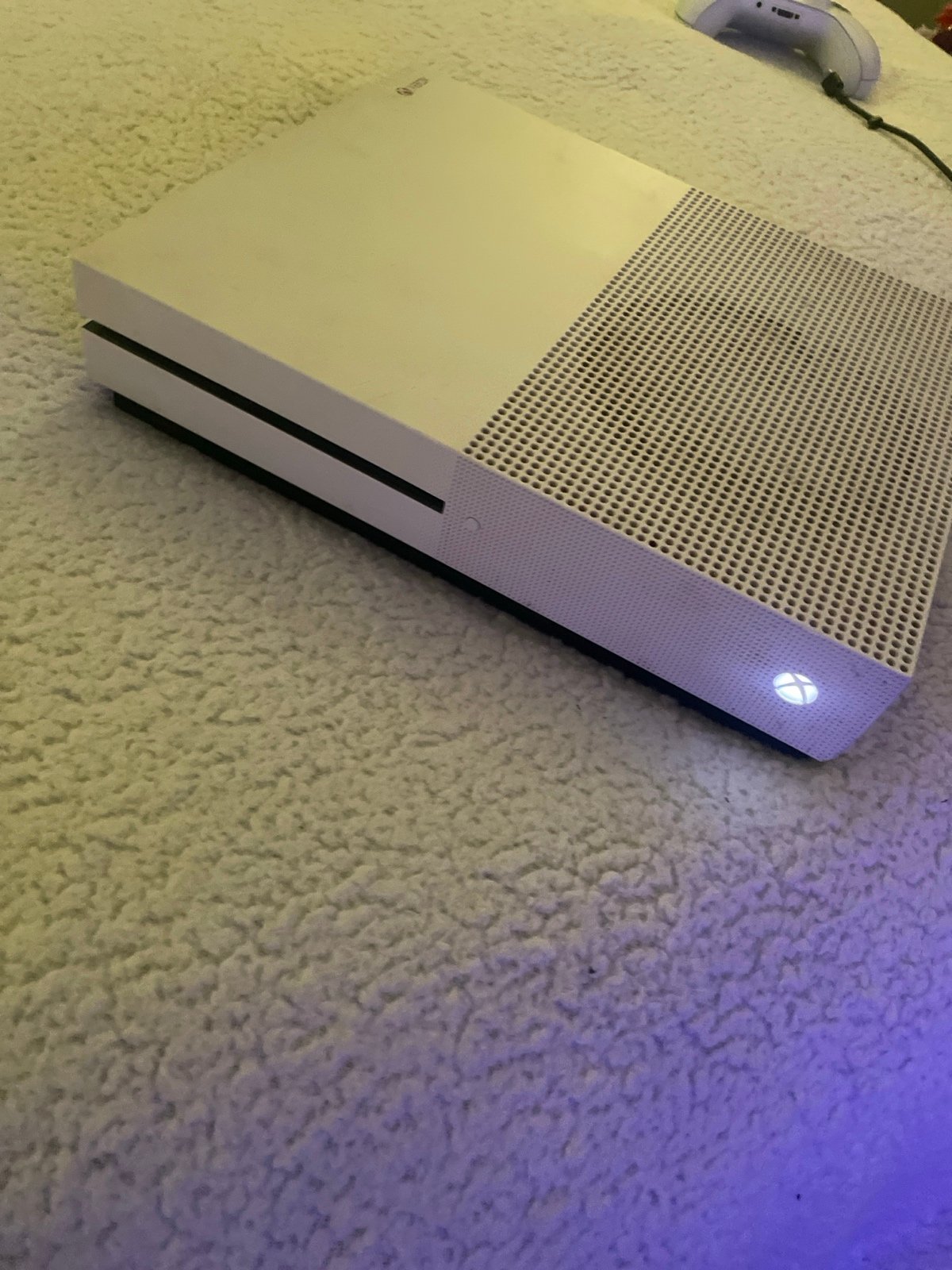 White Xbox One