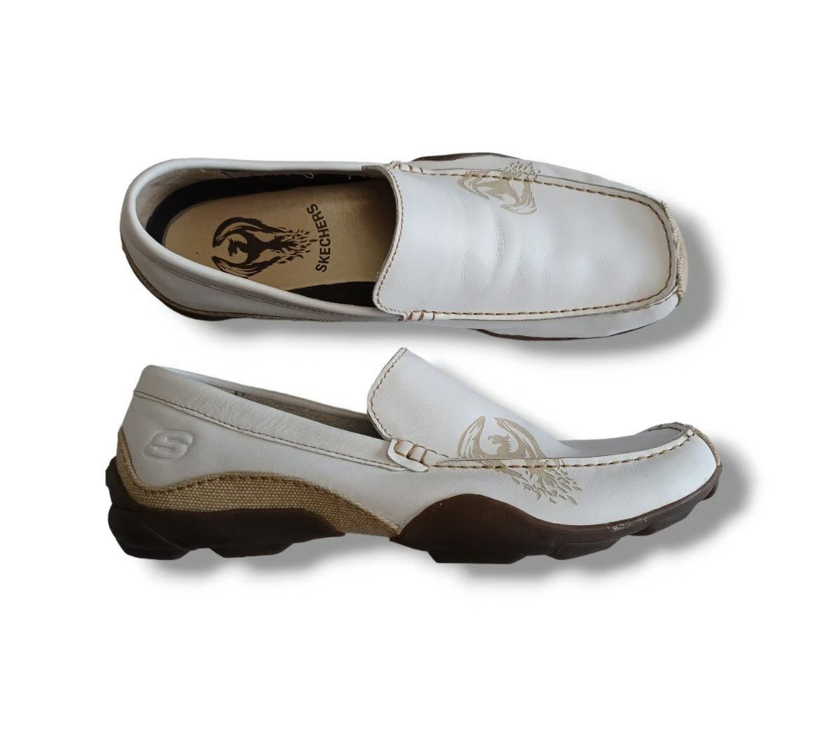 Skechers Men's Socks Suck Dragon Loafers Slip Ons in White Leather 9