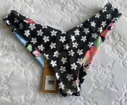 Item photo preview #3