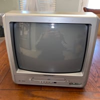 Magnavox Crt Televisions Mercari Magnavox Crt Televisions Mercari