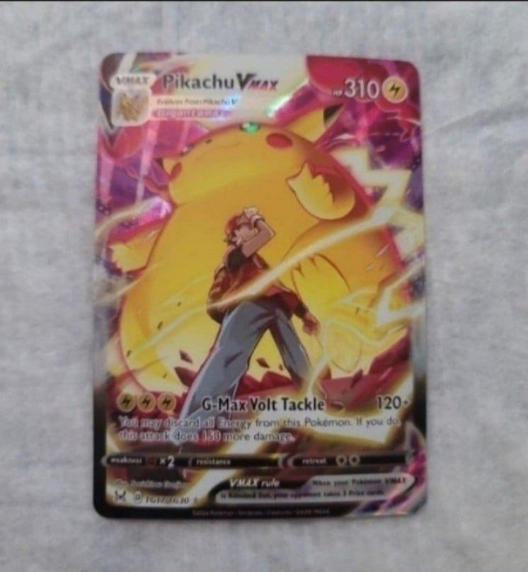 POKEMON PIKACHU VMAX CARD