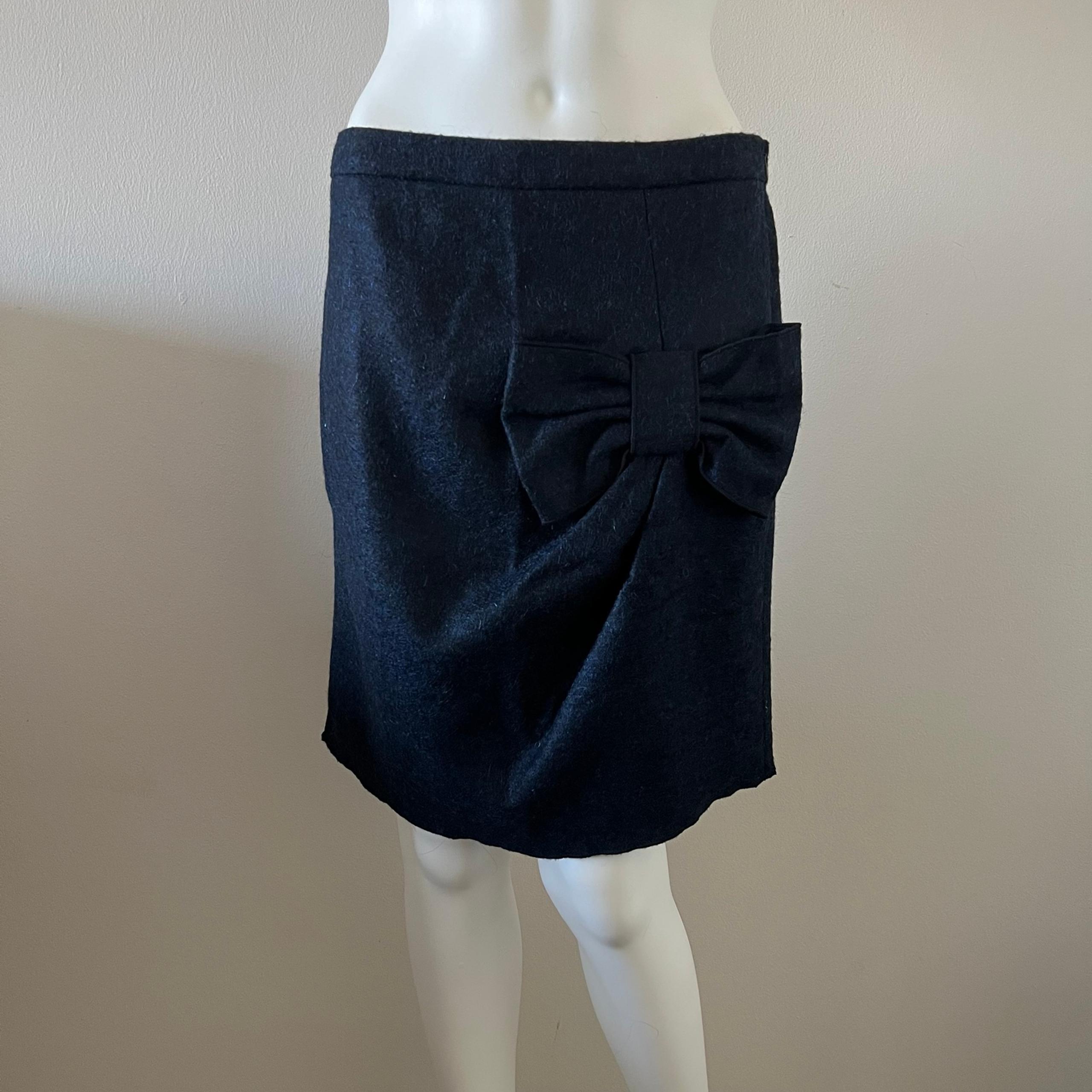 Love Moschino alpaca mohair bow navy blue skirt size 6