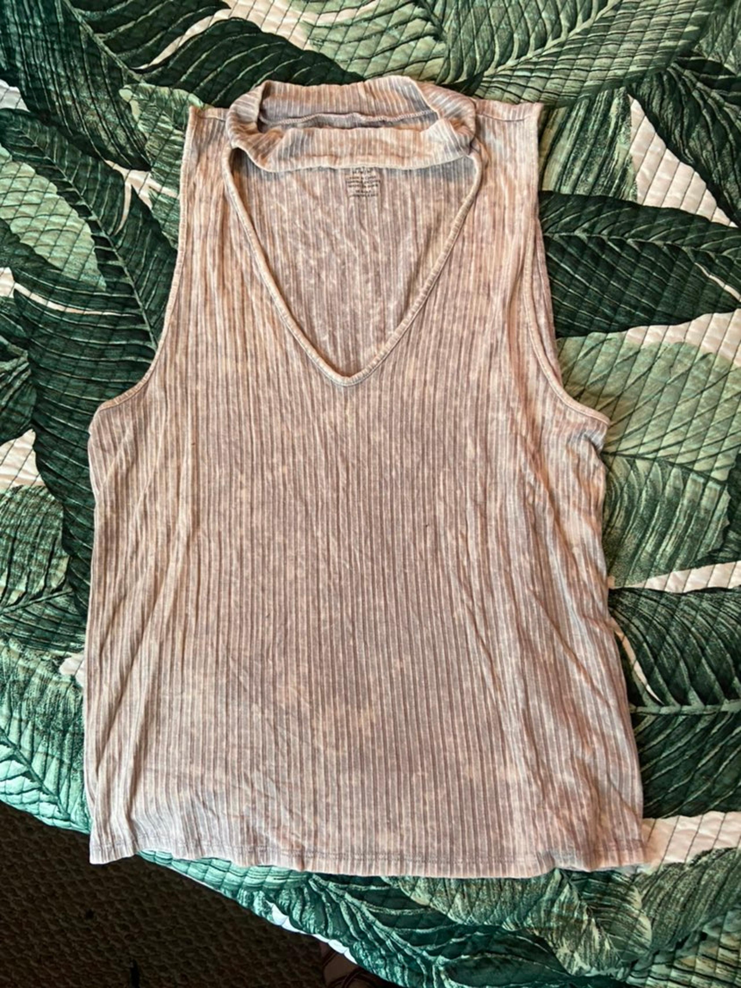 American Eagle Collared V Neck Tank, Med