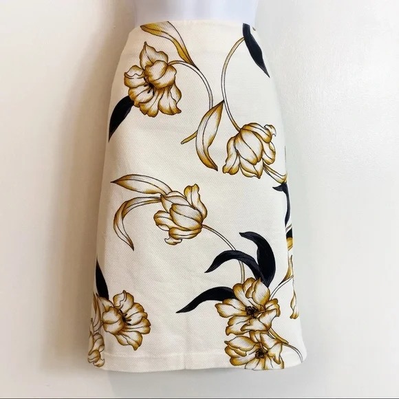White House Black Market Floral Office Skirt