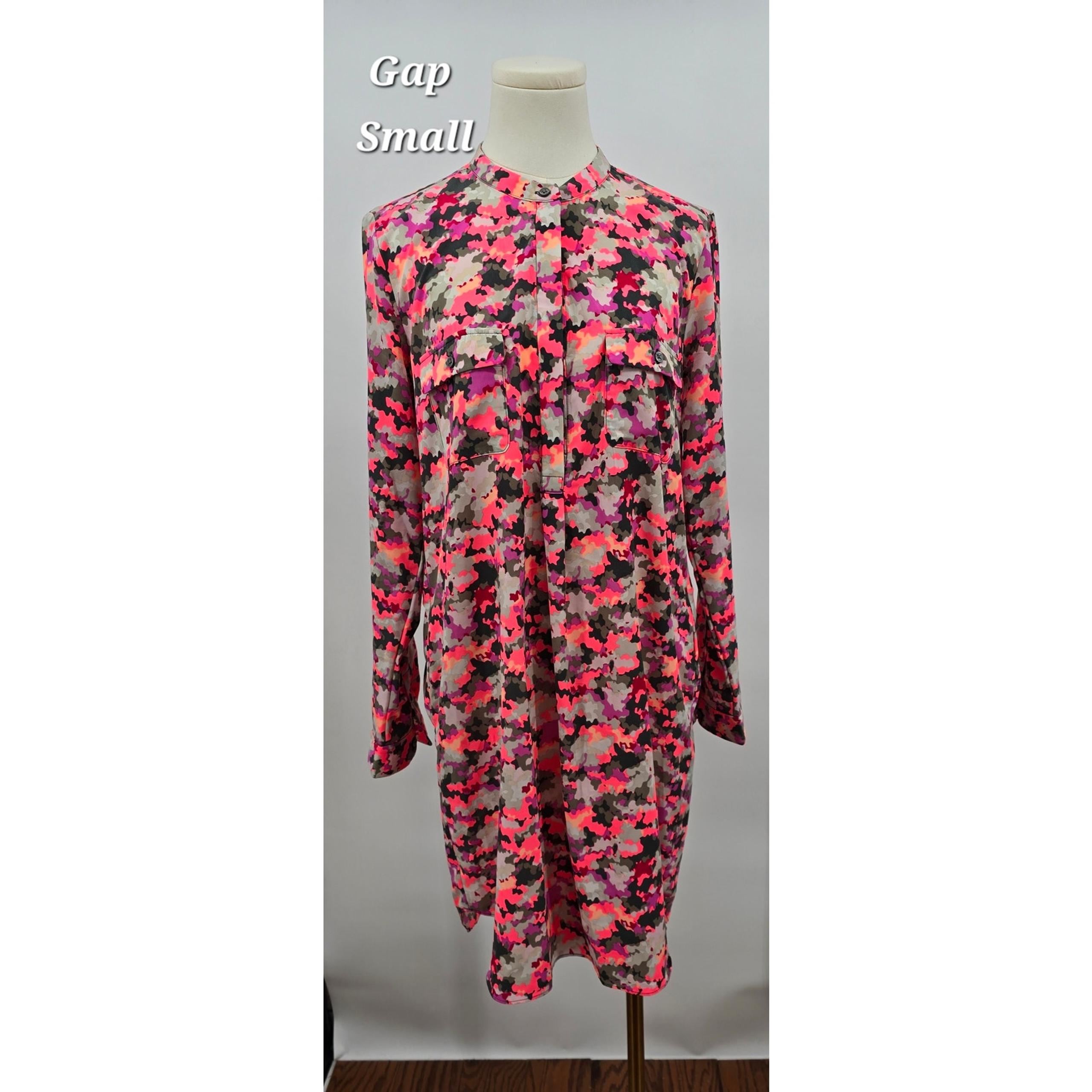 Gap
Bright Abstract Camo High Low Dress