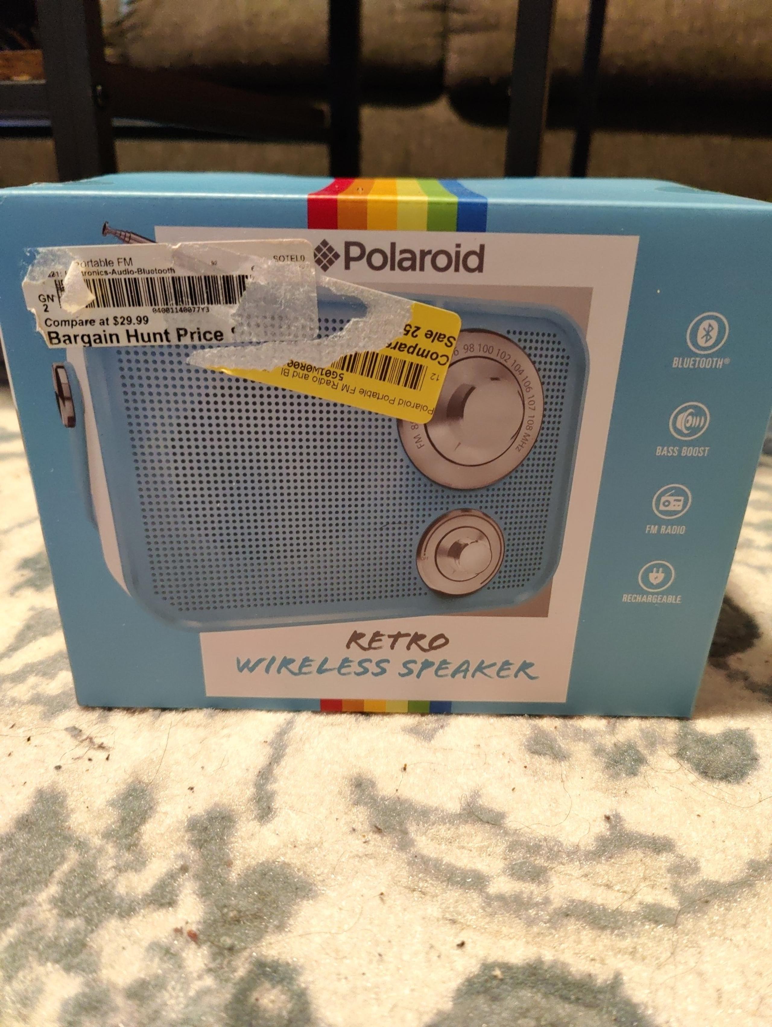 Brand New In Box Polaroid Retro Wireless Speaker Blue