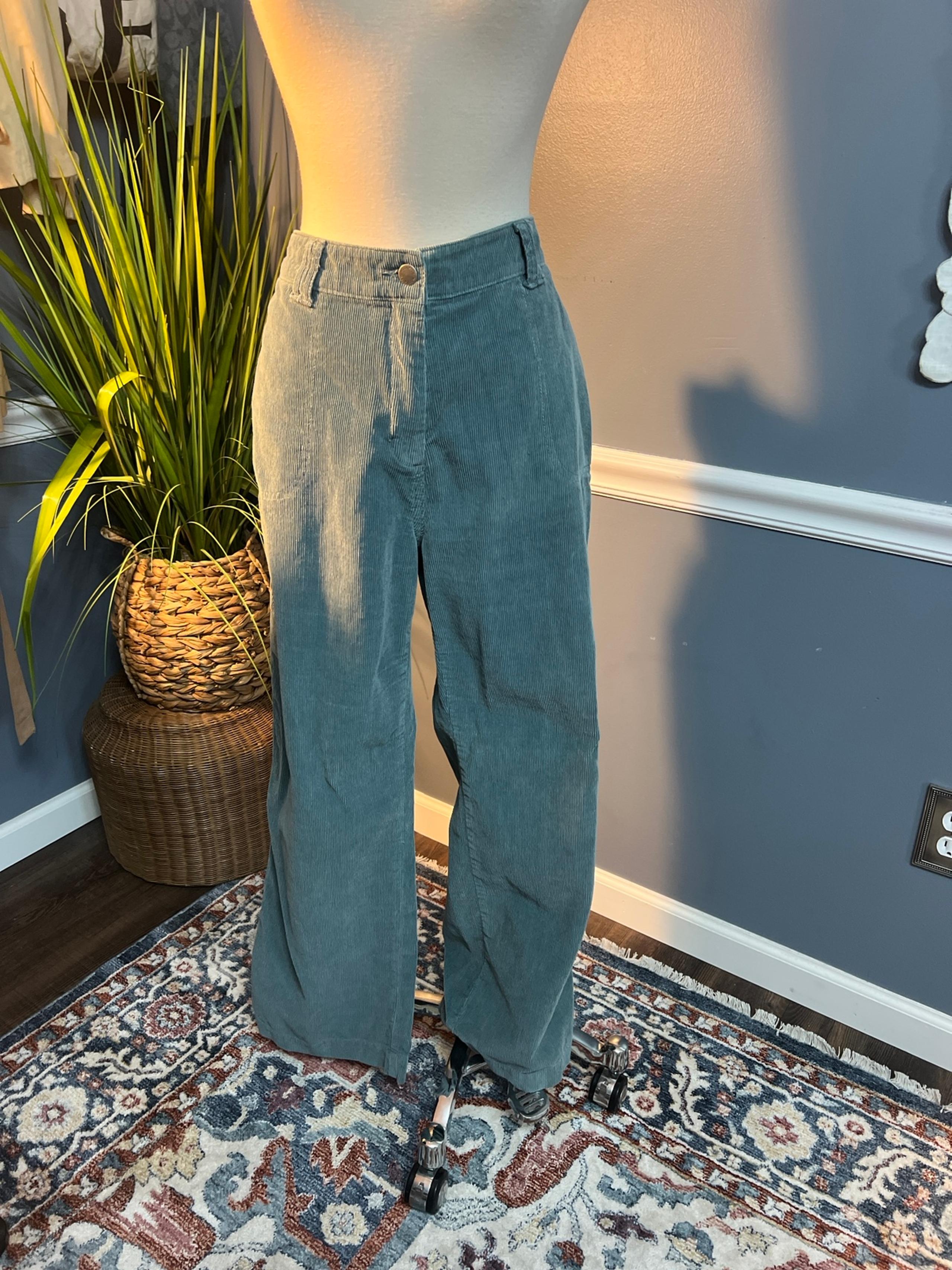 Vintage Woolrich Teal Corduroy Pants women’s size 12