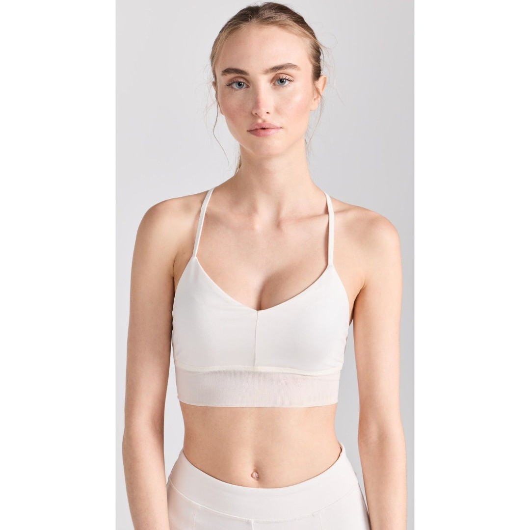 Alo Yoga Women's Lavish Bra White XS ( SOLD OUT) NWT