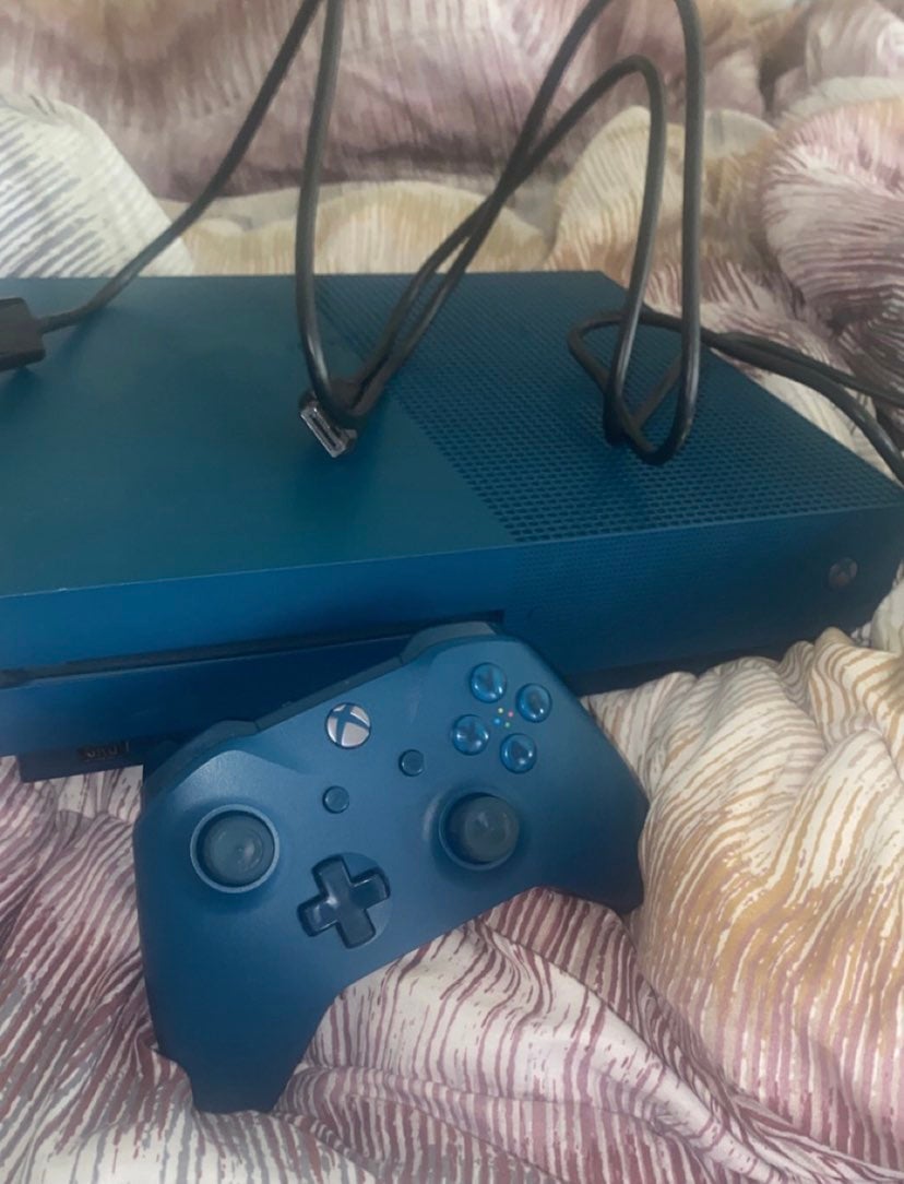 Xbox One s