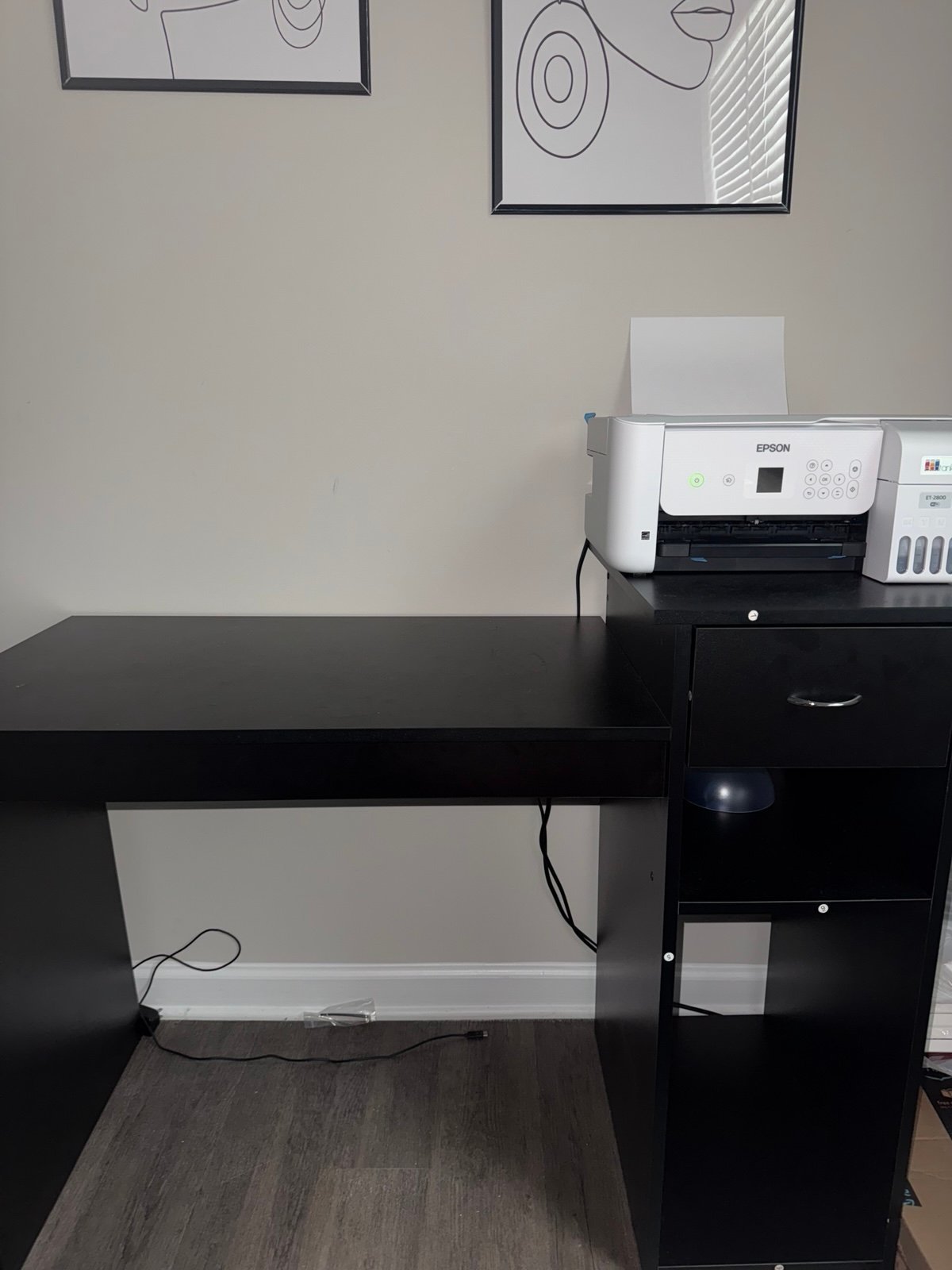 COMPUTER DESK FOR SALE!