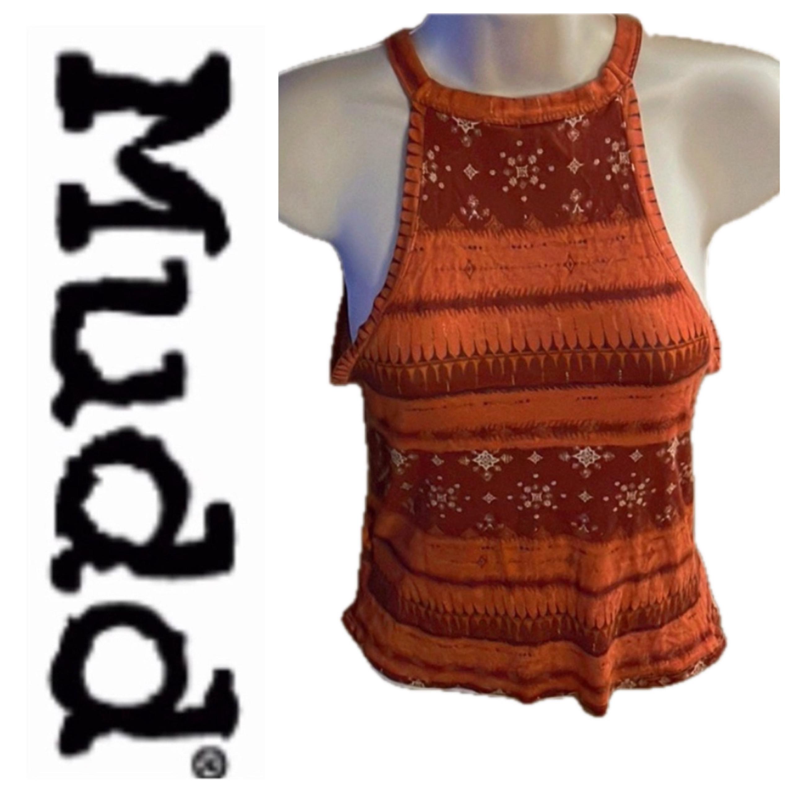 Cropped Halter Top