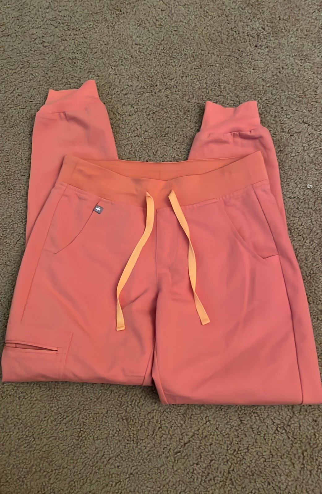 figs scrub pants