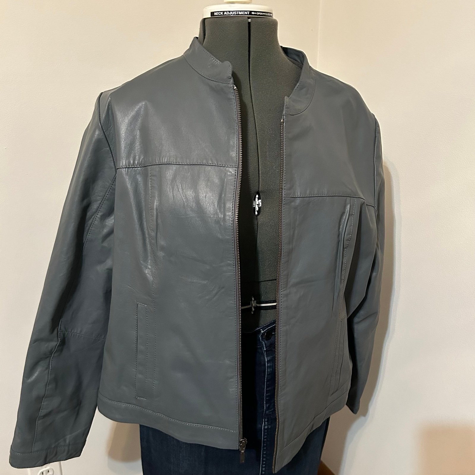 Redoute grey leather jacket