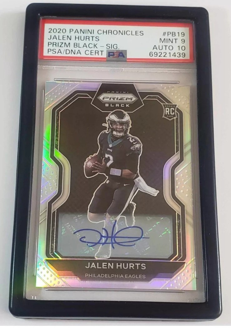 JALEN HURTS 2020 PANINI CHRONICLES PRIZM ROOKIE AUTO SILVER PRIZM PSA 9/10