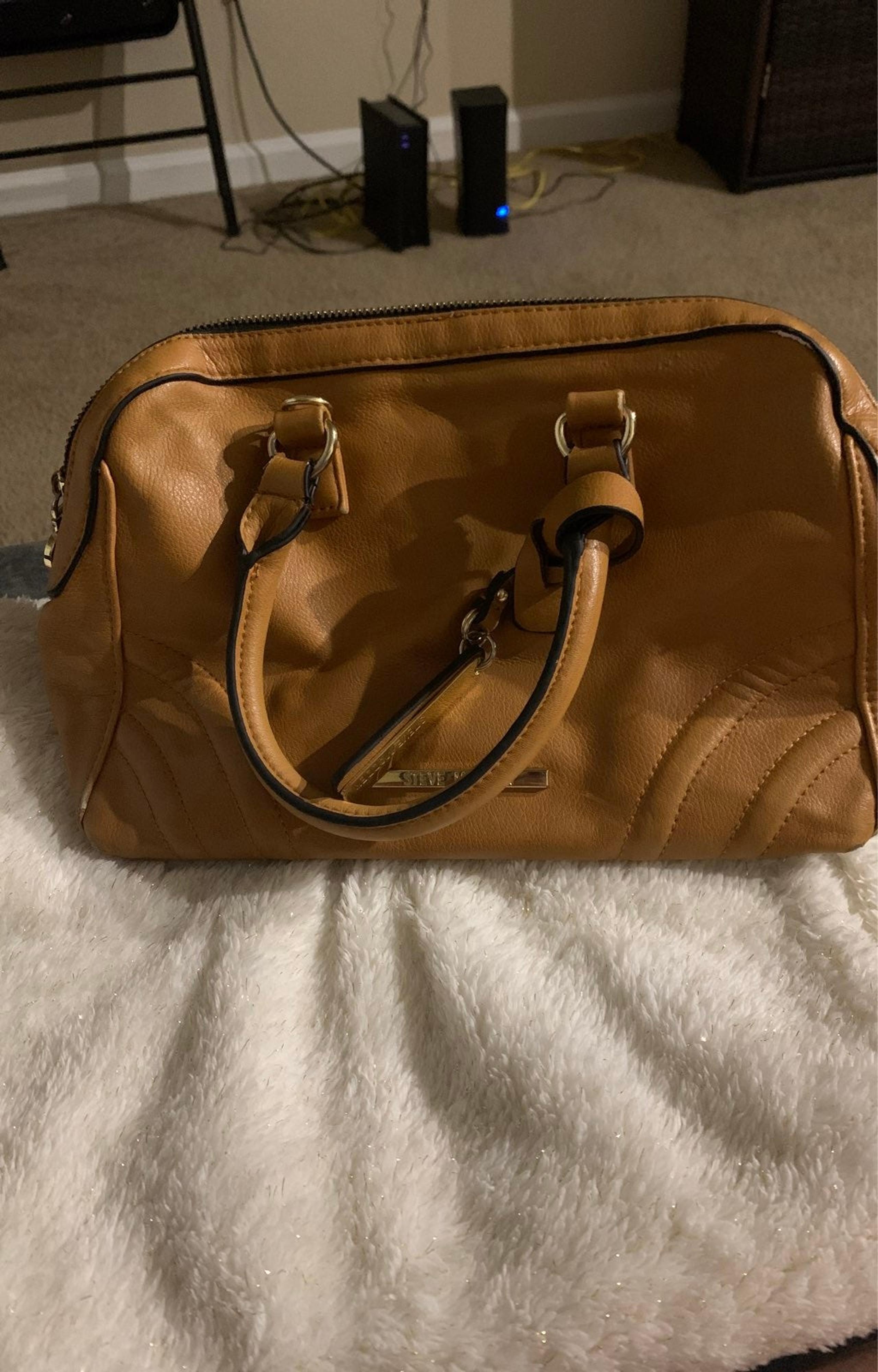 Steve Madden purse