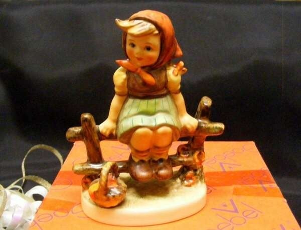 3428 Vintage Just Resting Hummel Figurine
