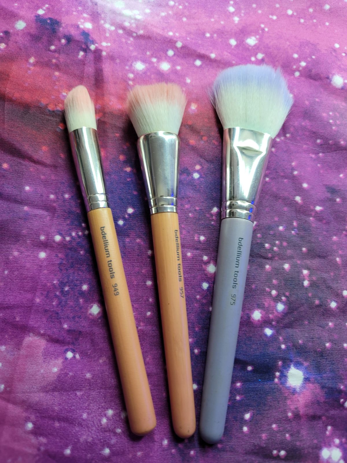 Bdellium tools Makeup brushes