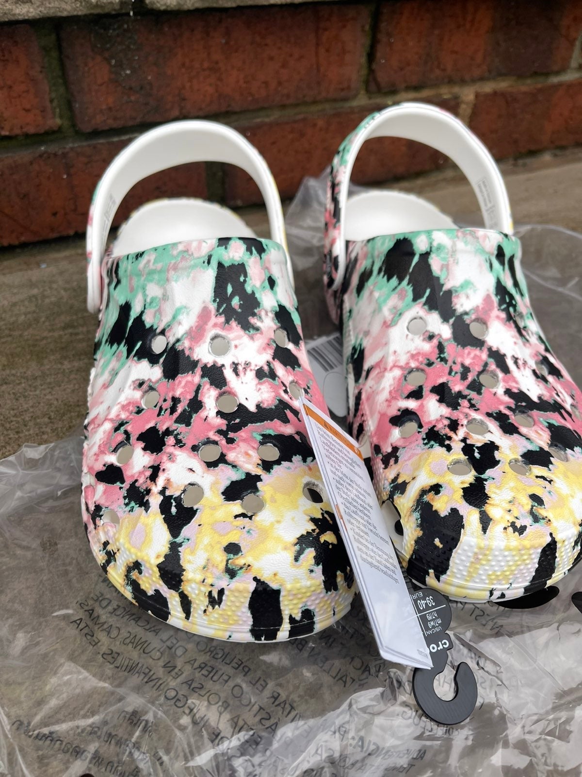 New Crocs Women's Classic Tie Dye Clog