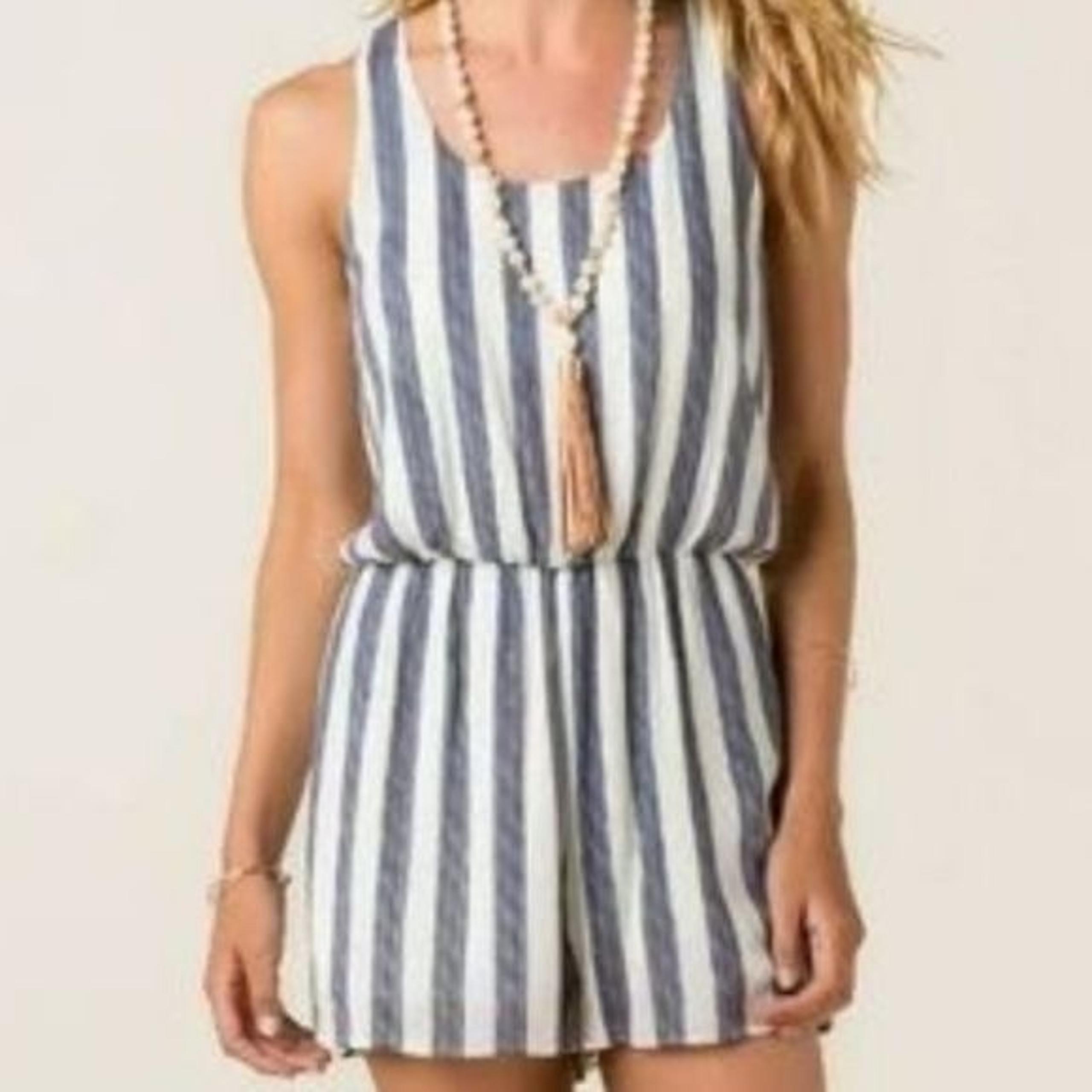 Romper Jumper Jumpsuit Shorts Sleeveless Everly Francesca's WOMEN'S WOMAN'S Med