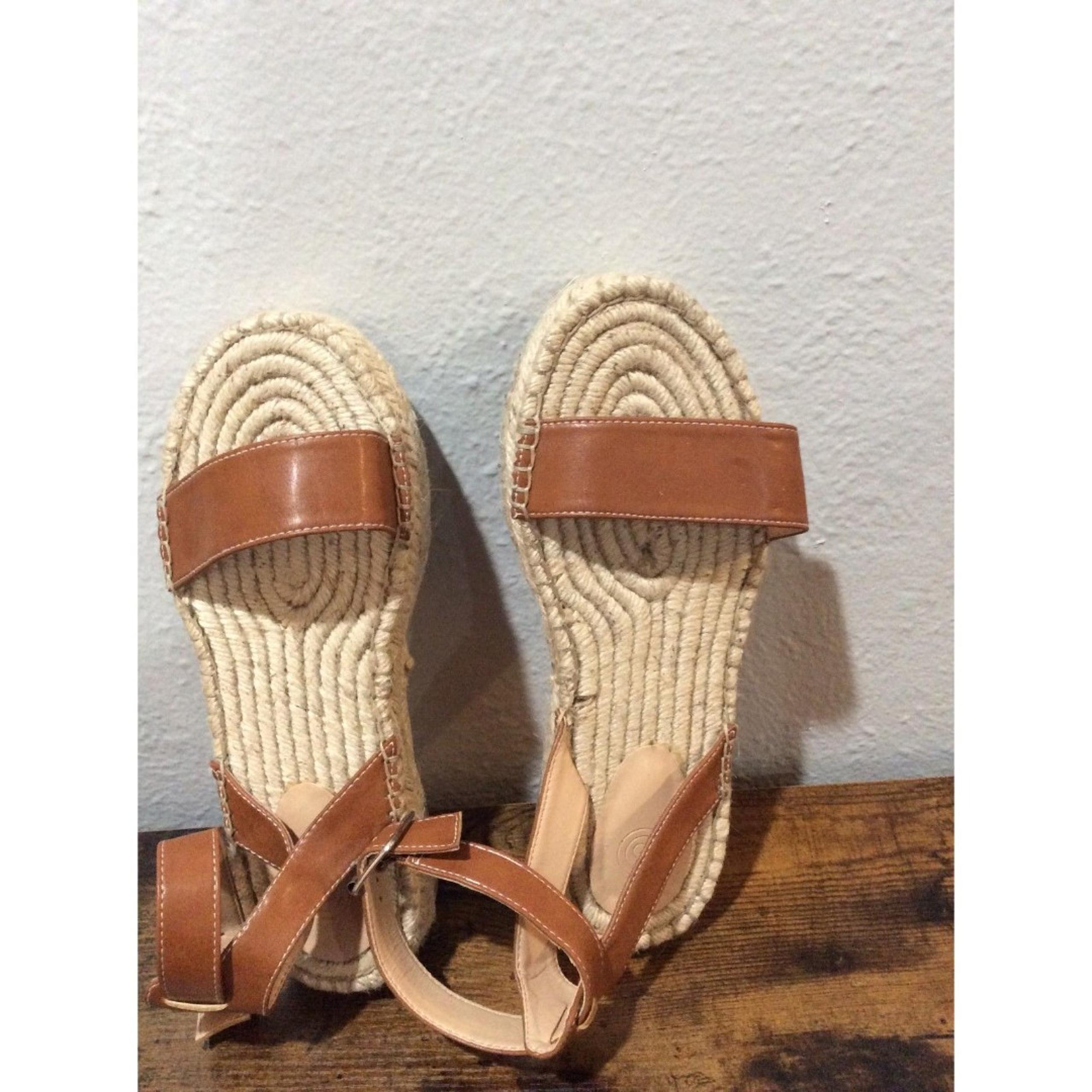 New Urban Outfitter Espadrille Sandal Brown Leather Size 8 Womens