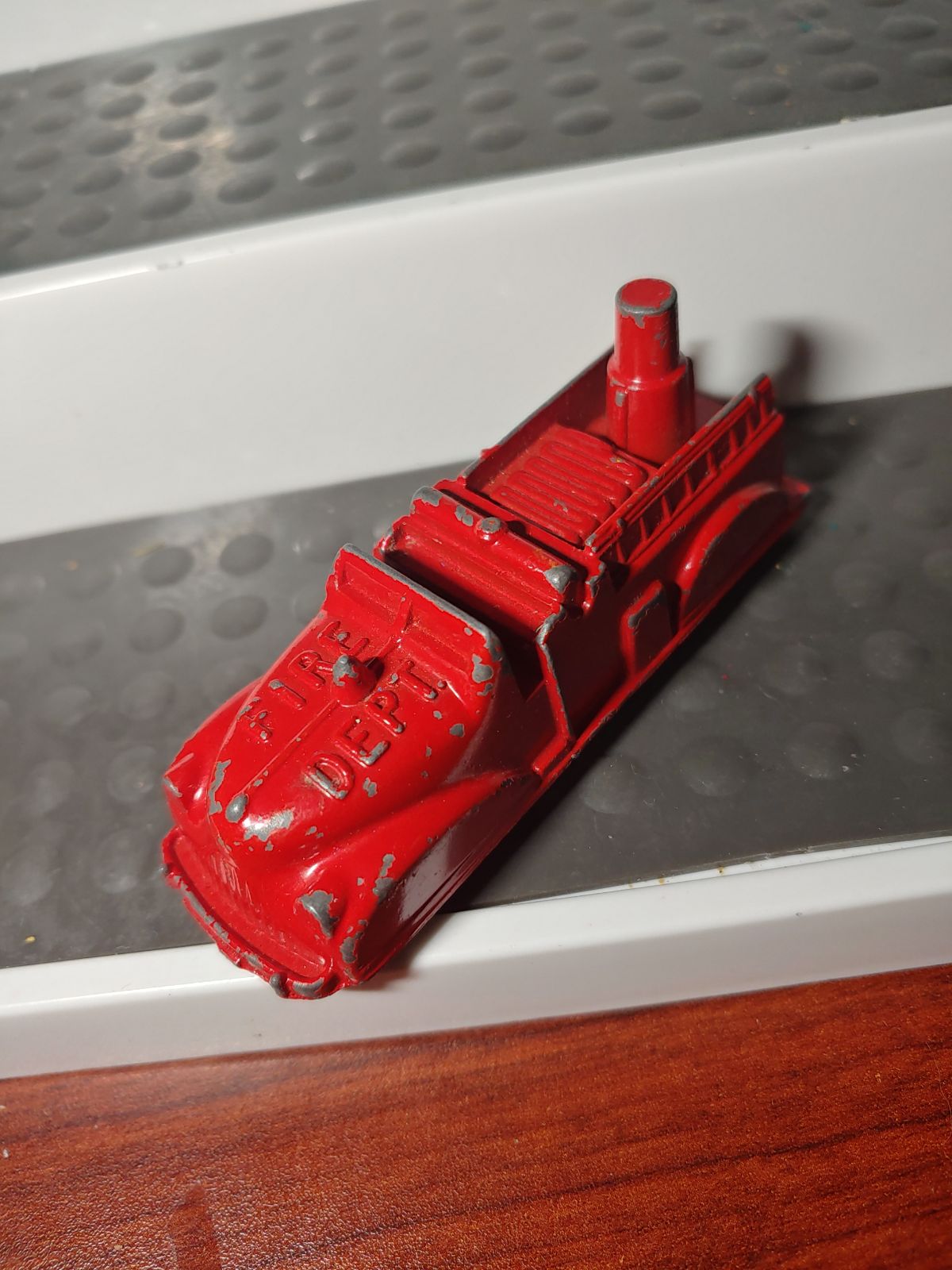 RARE metal Renwal cast fire truck