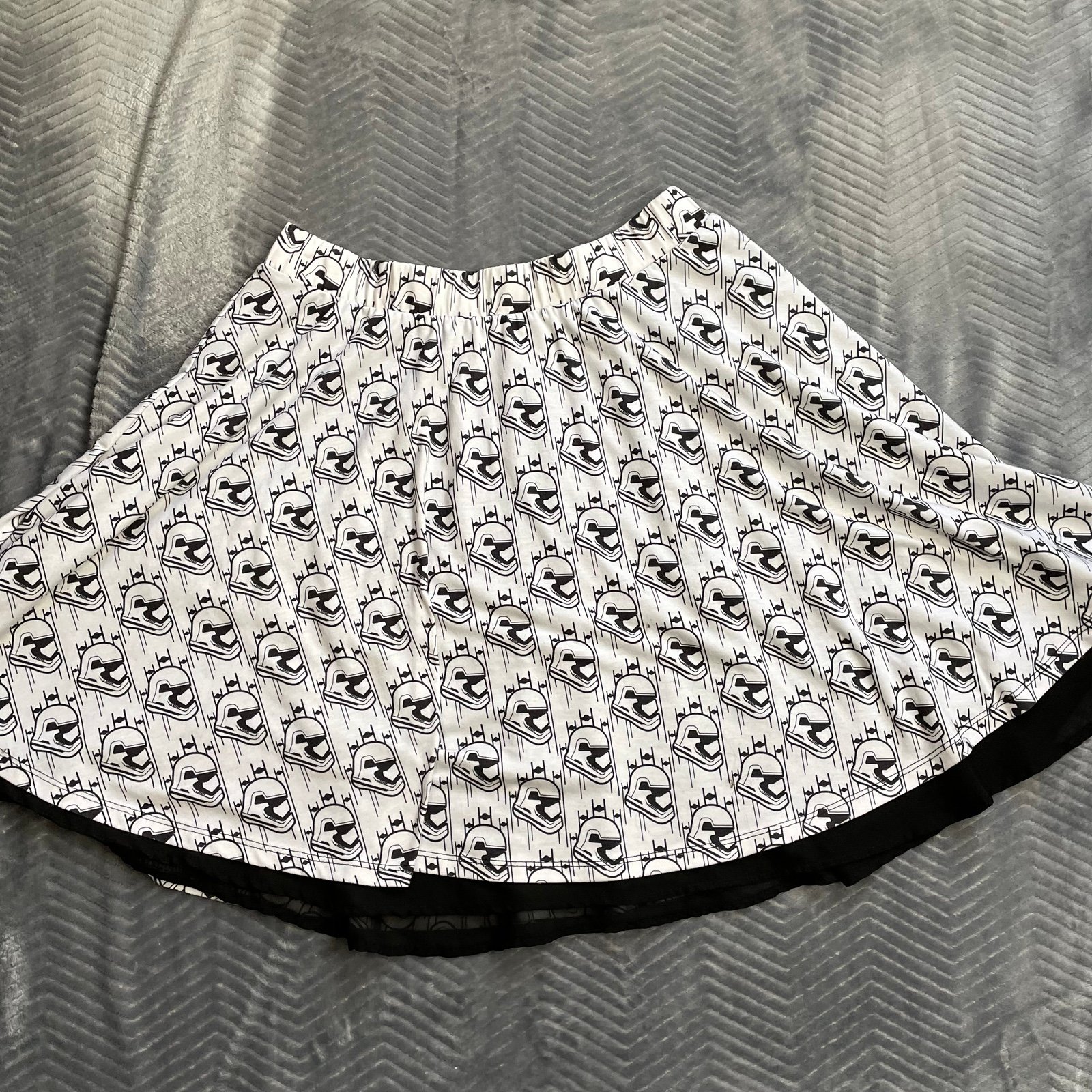 Star Wars Skirt XL Her Universe Stormtrooper Skater