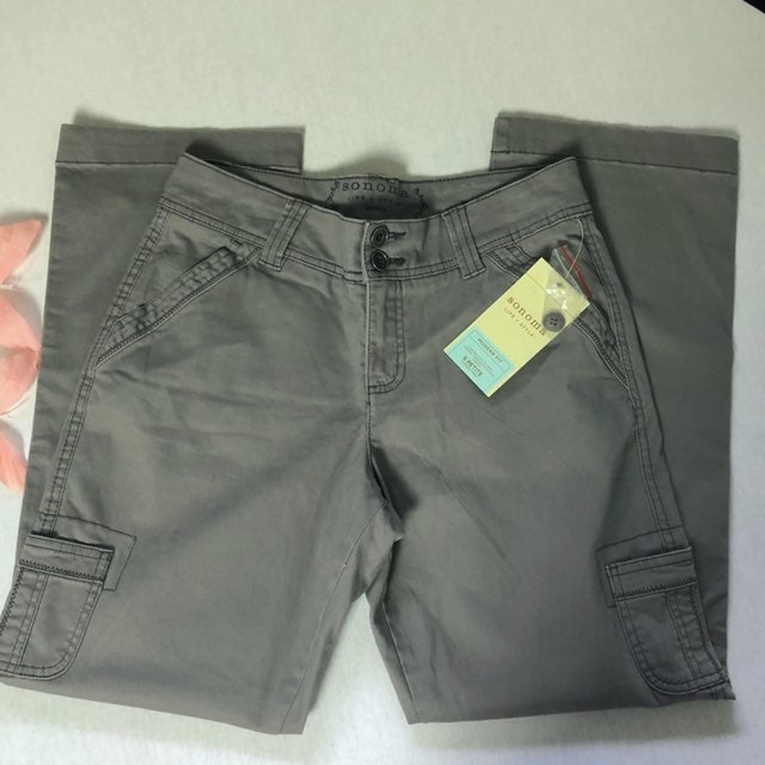 SONOMA CAPRI SIZE 8 petite