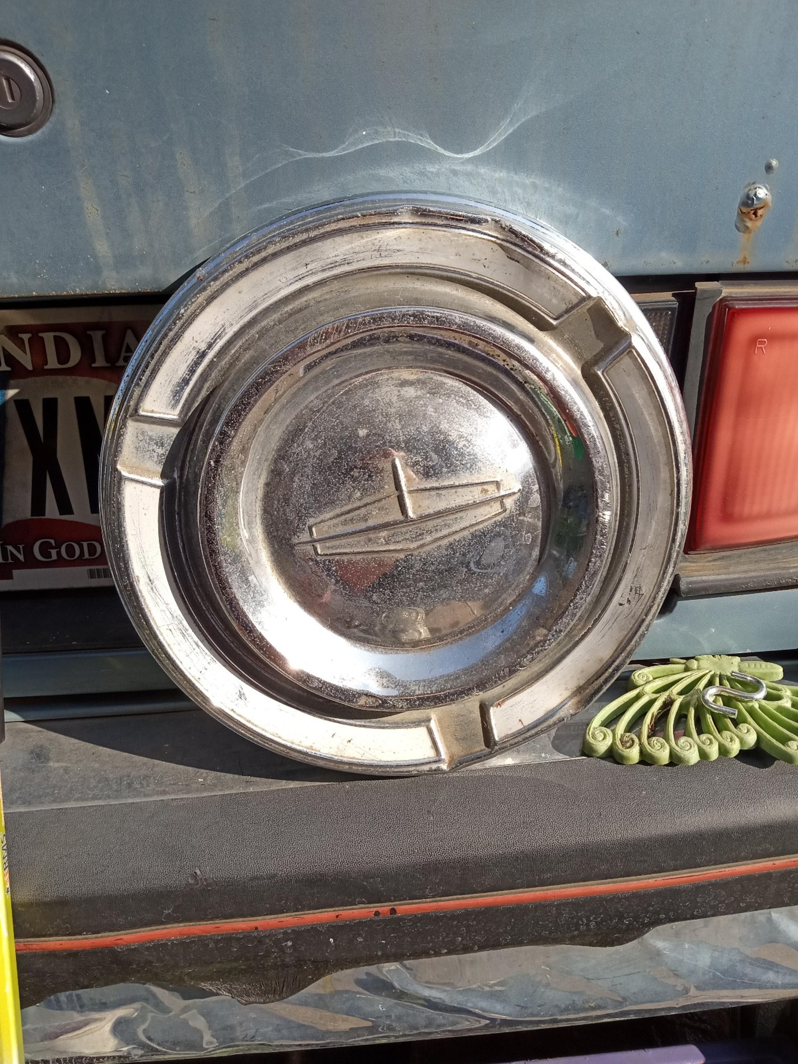 Oldsmobile dog dish hubcap