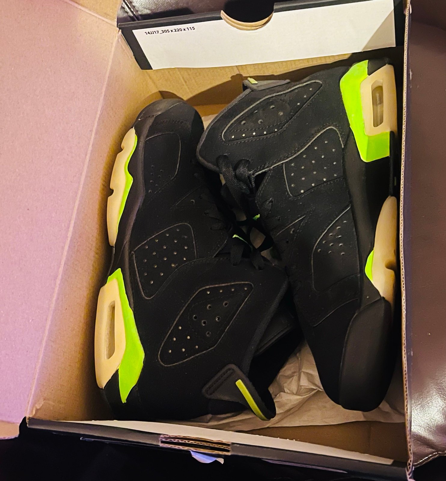 Jordan 6 electric green youth size 6 in original box