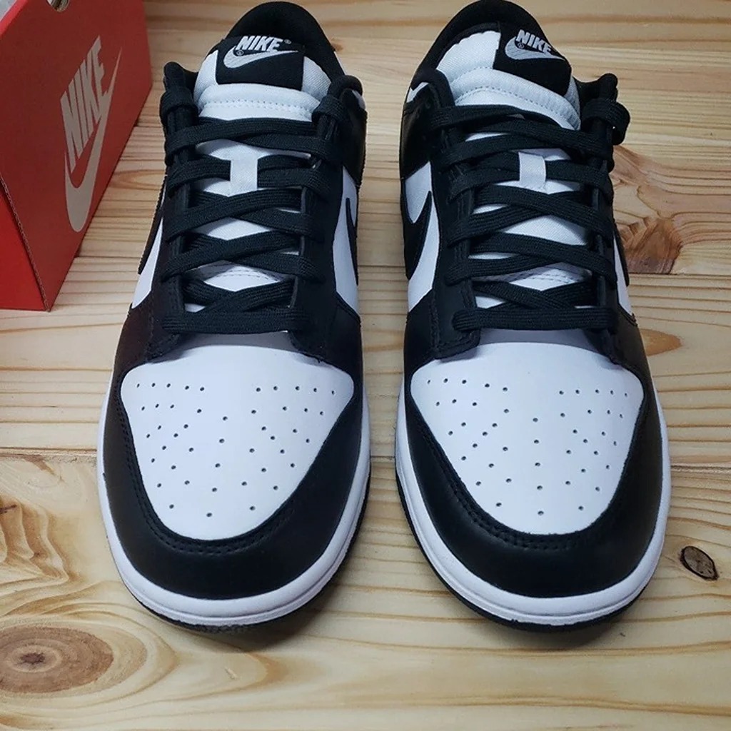 Nike Dunk Low Panda Size 9.5 Women/ 8 Men