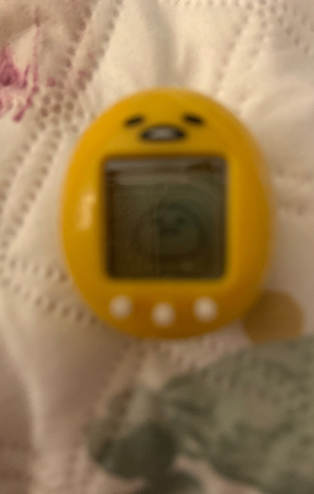 A tamagotchi 1987