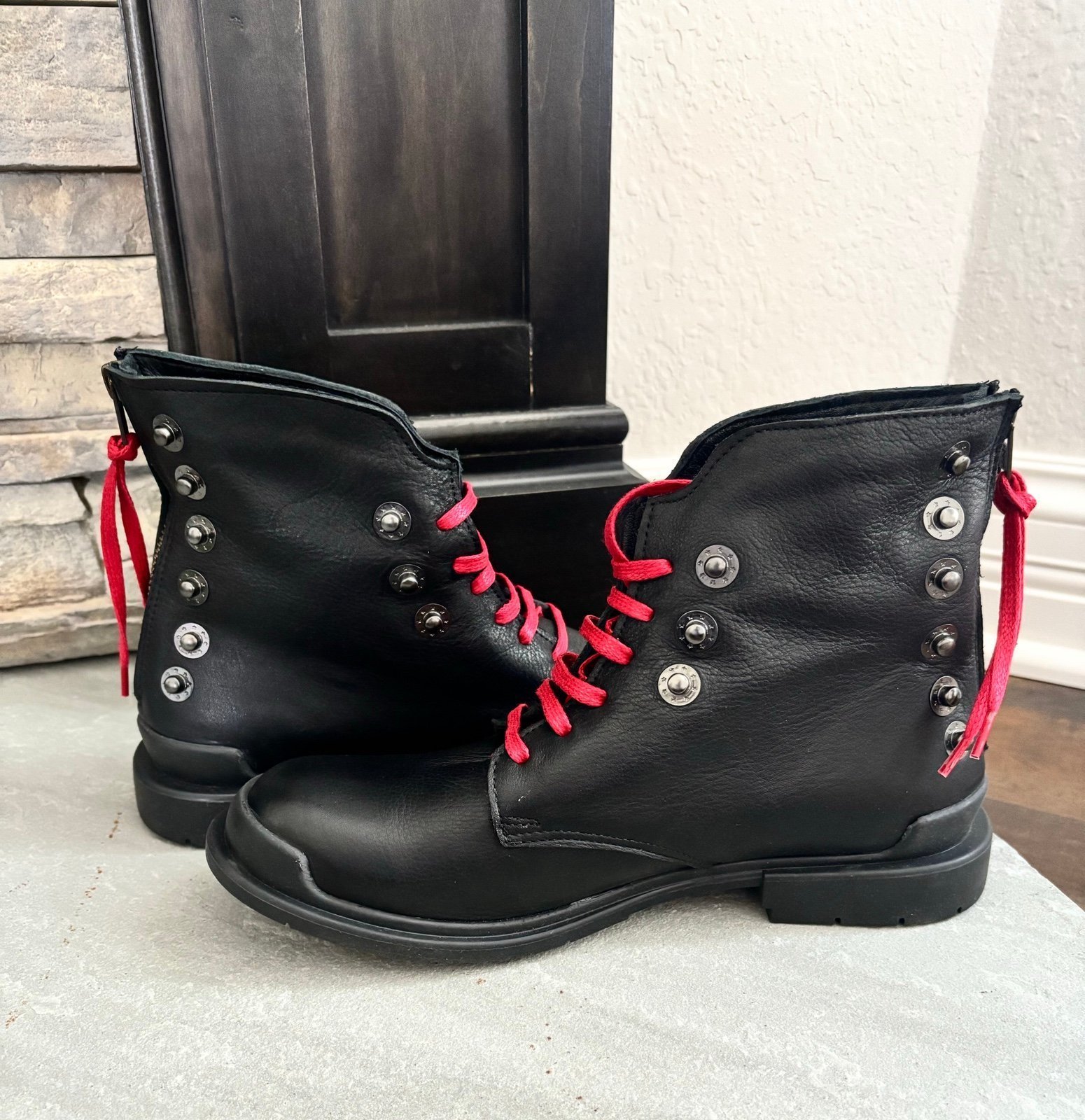 Bueno Elora Black Leather Studded Red Lace Zipper Heeled Boots Women Sz 9.5 NEW