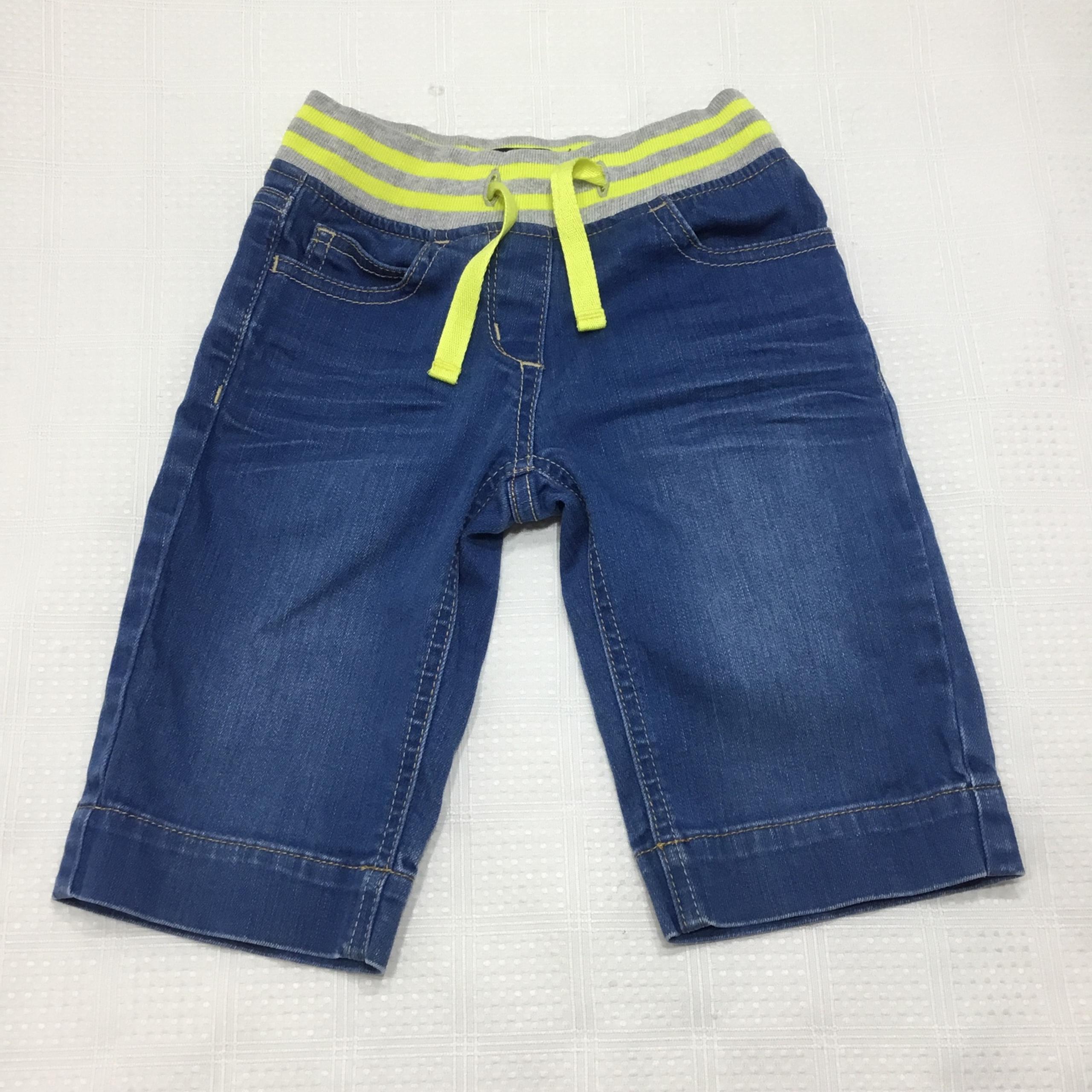 Mini Boden pull-on shorts