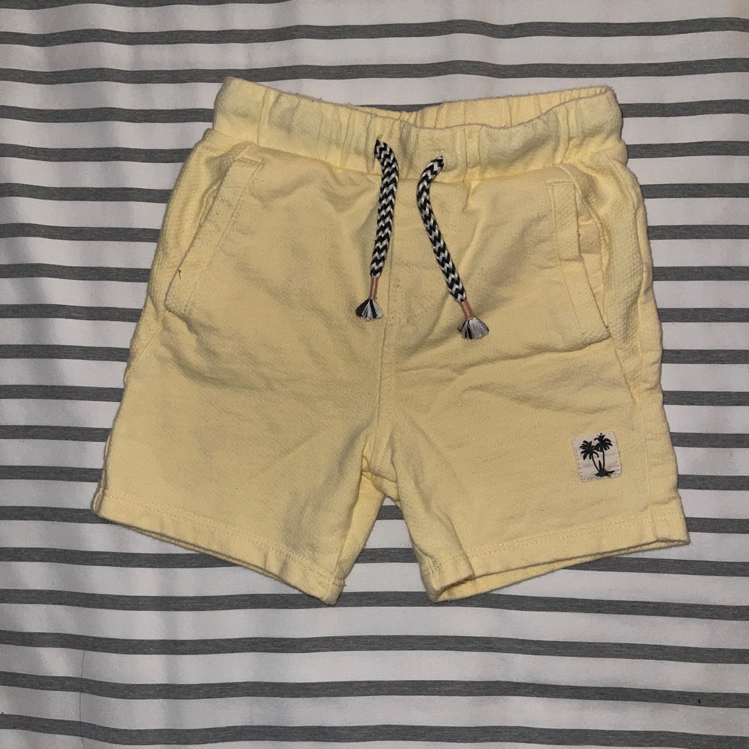 Art Class Yellow Drawstring Sweat Shorts 3T