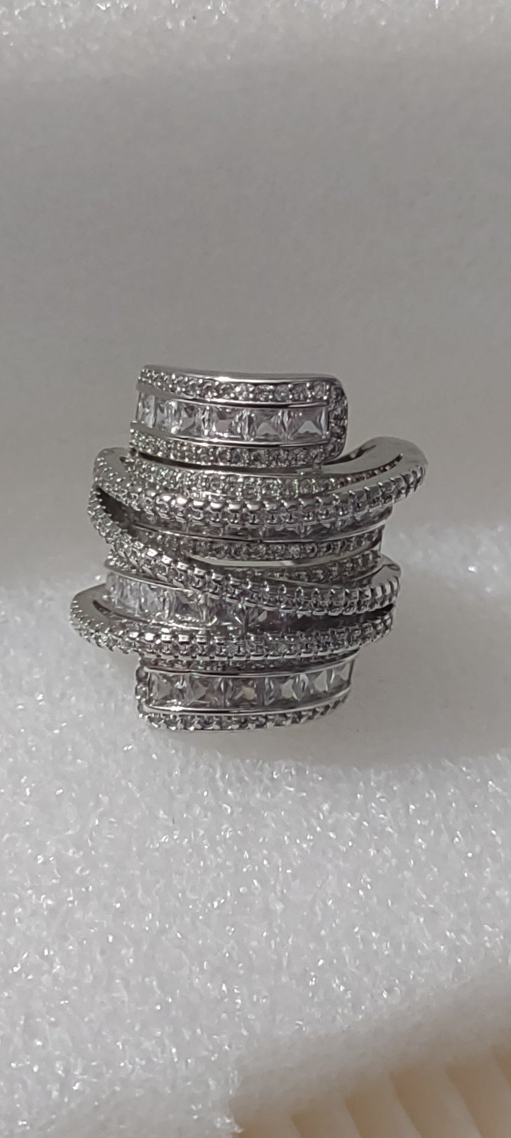 Gorgeous pointer finger ring, labculture diamond white sapphire and 925 Sterling