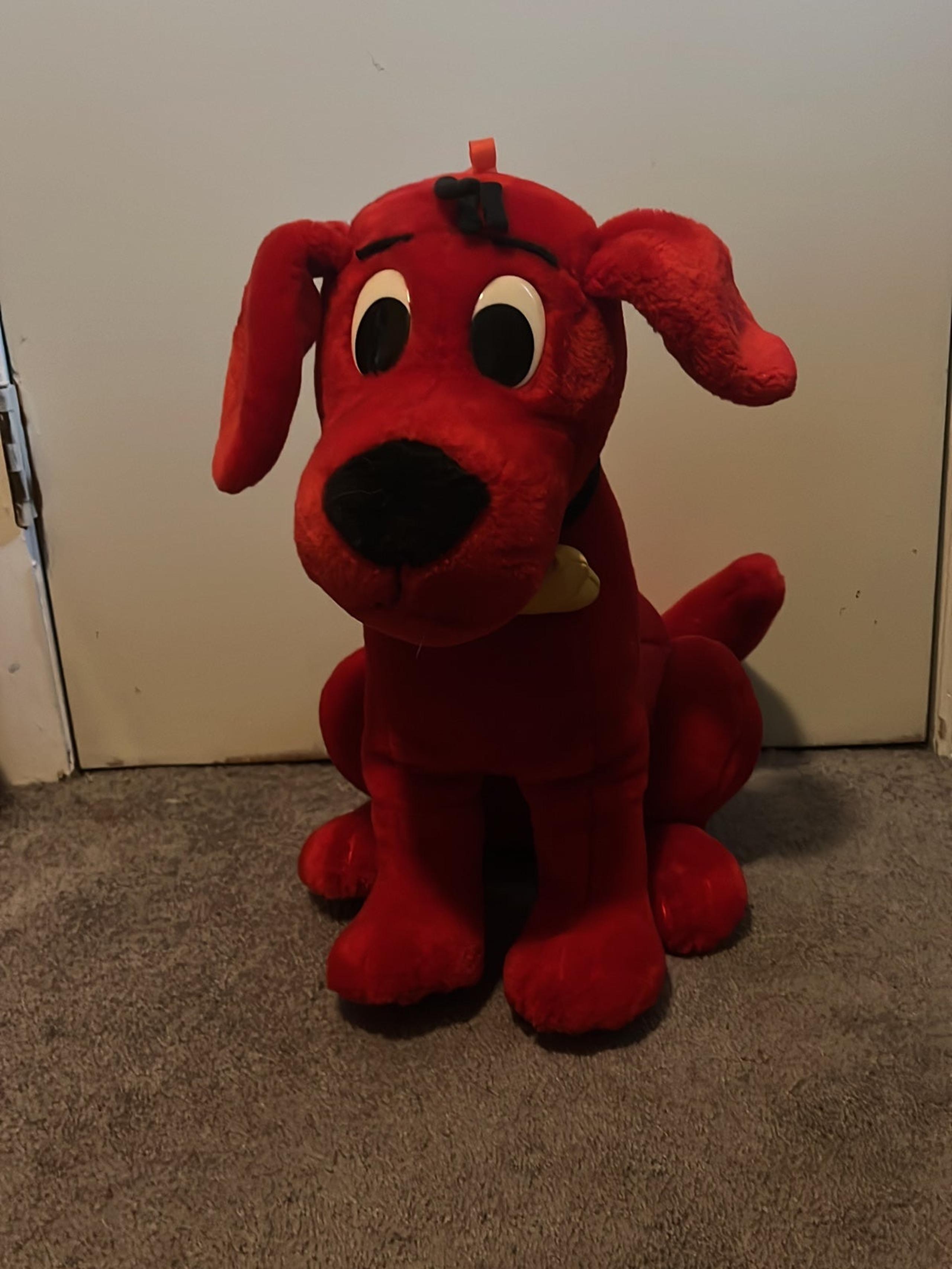 clifford the big red dog stuffed animals