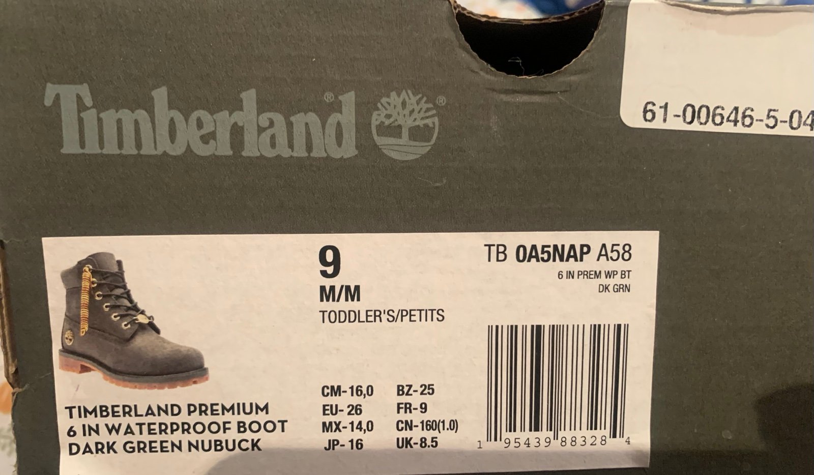 TIMBERLAND PREMIUM 6 IN WATERPROOF BOOT DARK GREEN NUBUCK TODDLER SIZE M 9