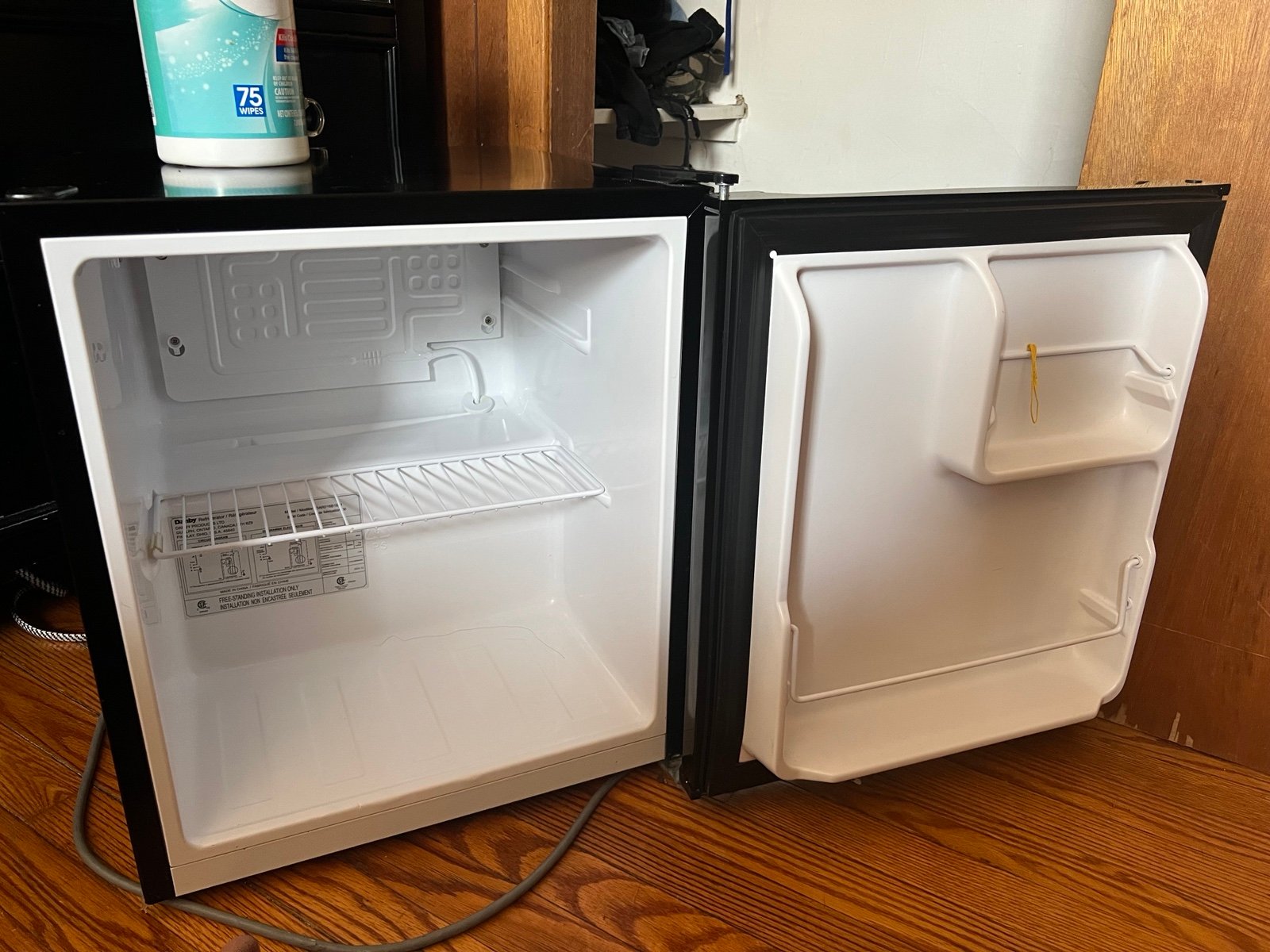 Mini fridge