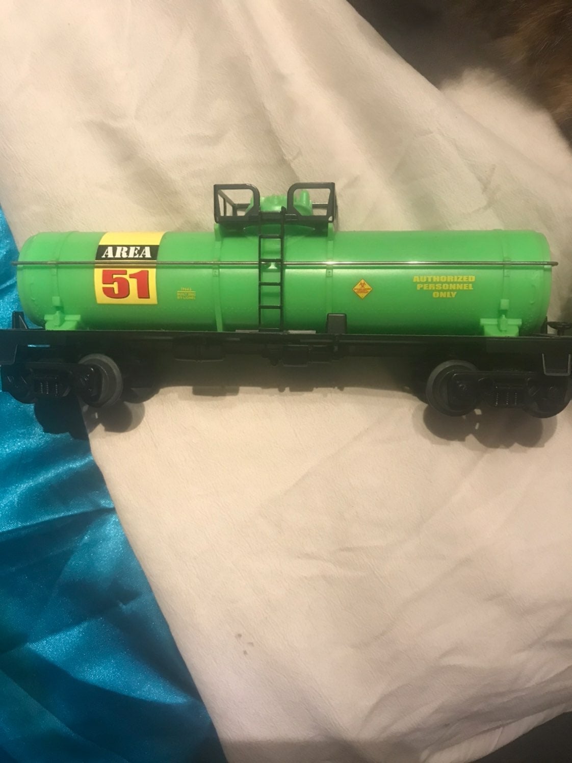 Lionel tank car