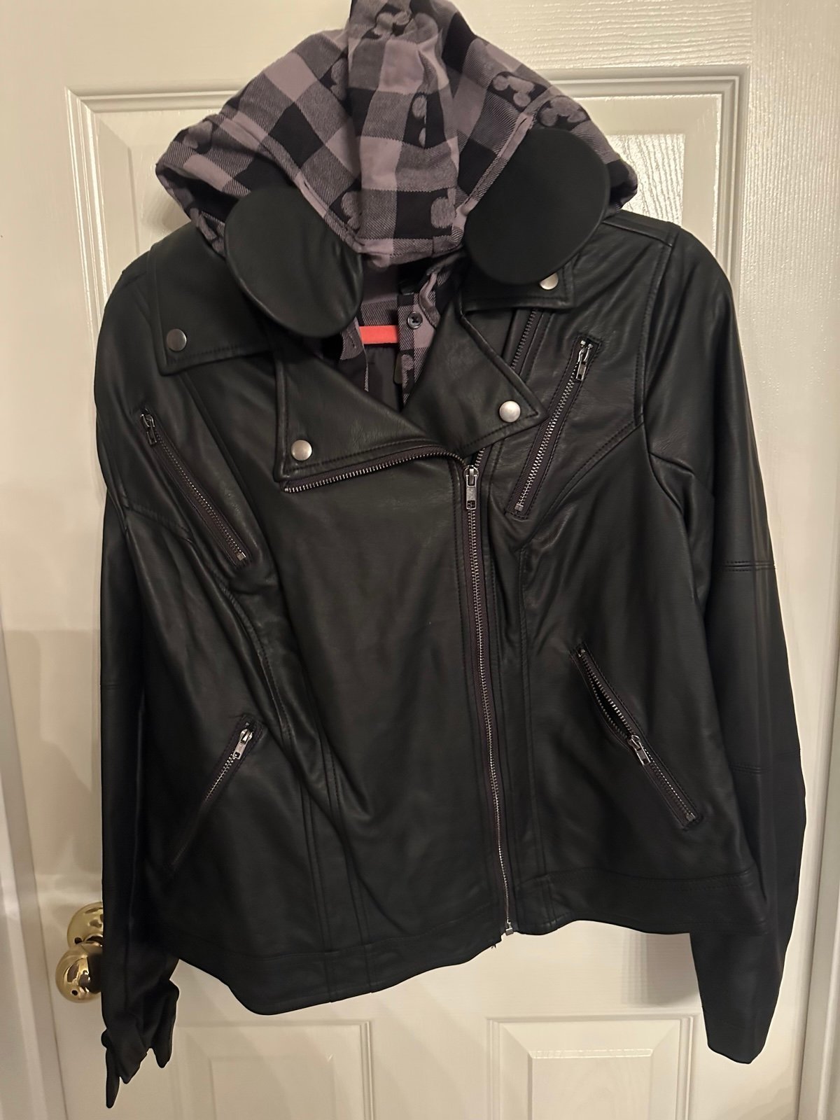 Torrid Disney Mickey Mouse pleather Moto jacket/coat NWT size 0