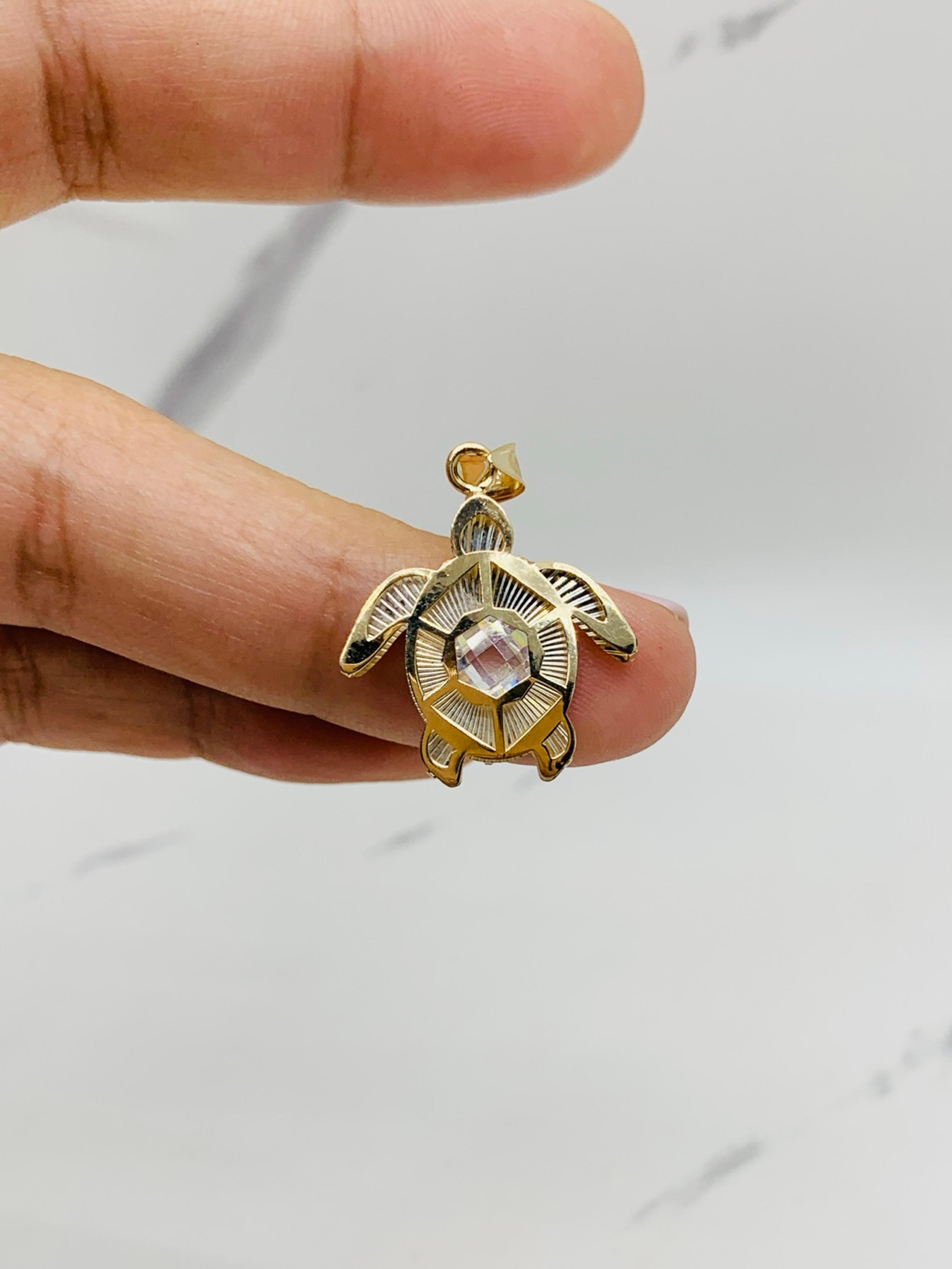 14k gold pendant turtle