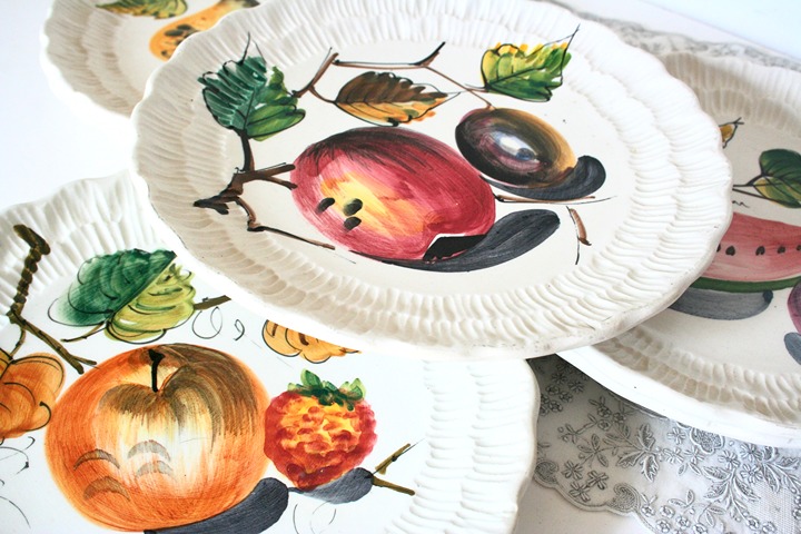 Vintage majolica salad dessert plates hand painted scalloped fruit berries Italy