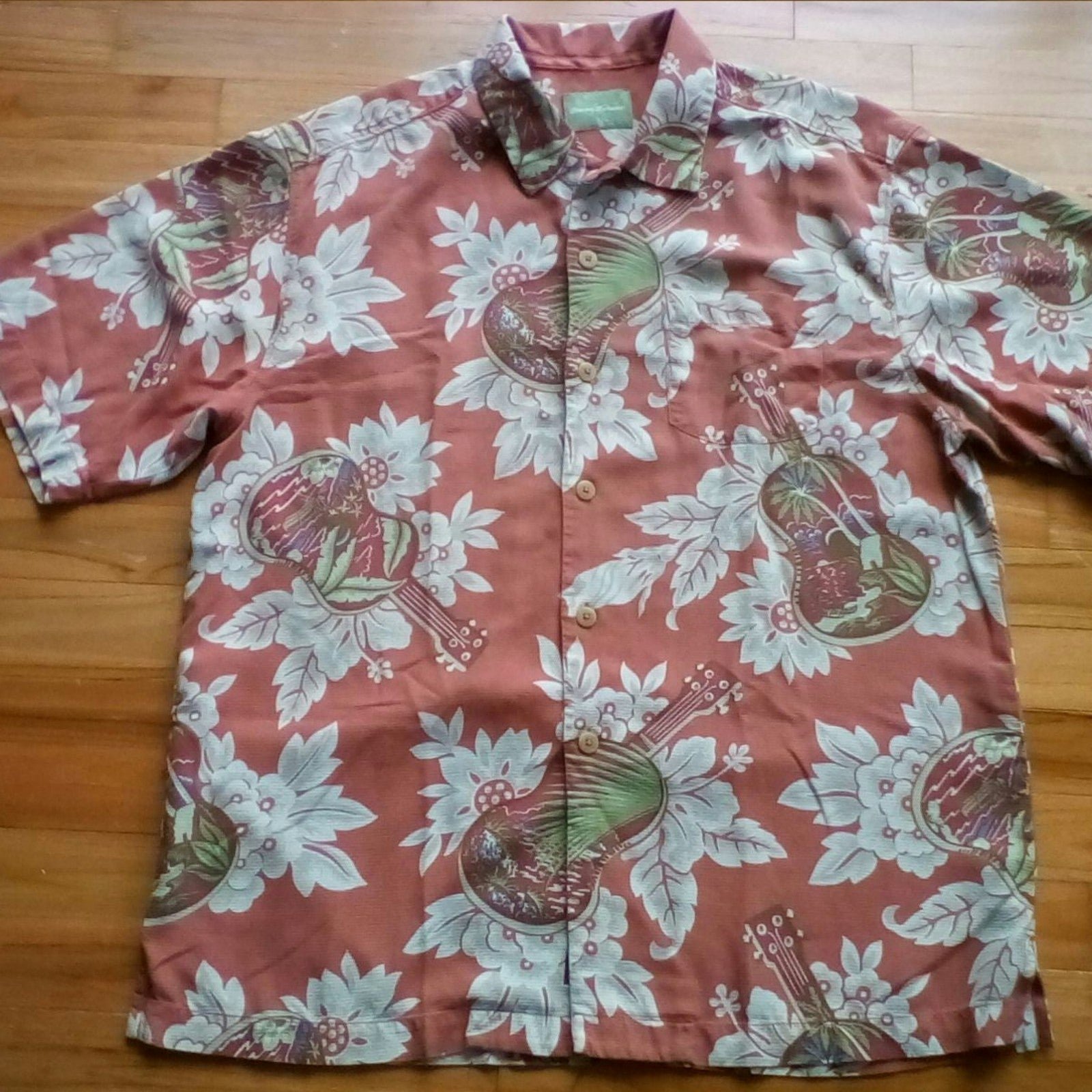 TOMMY BAHAMA Shirt; EXCELLENT\