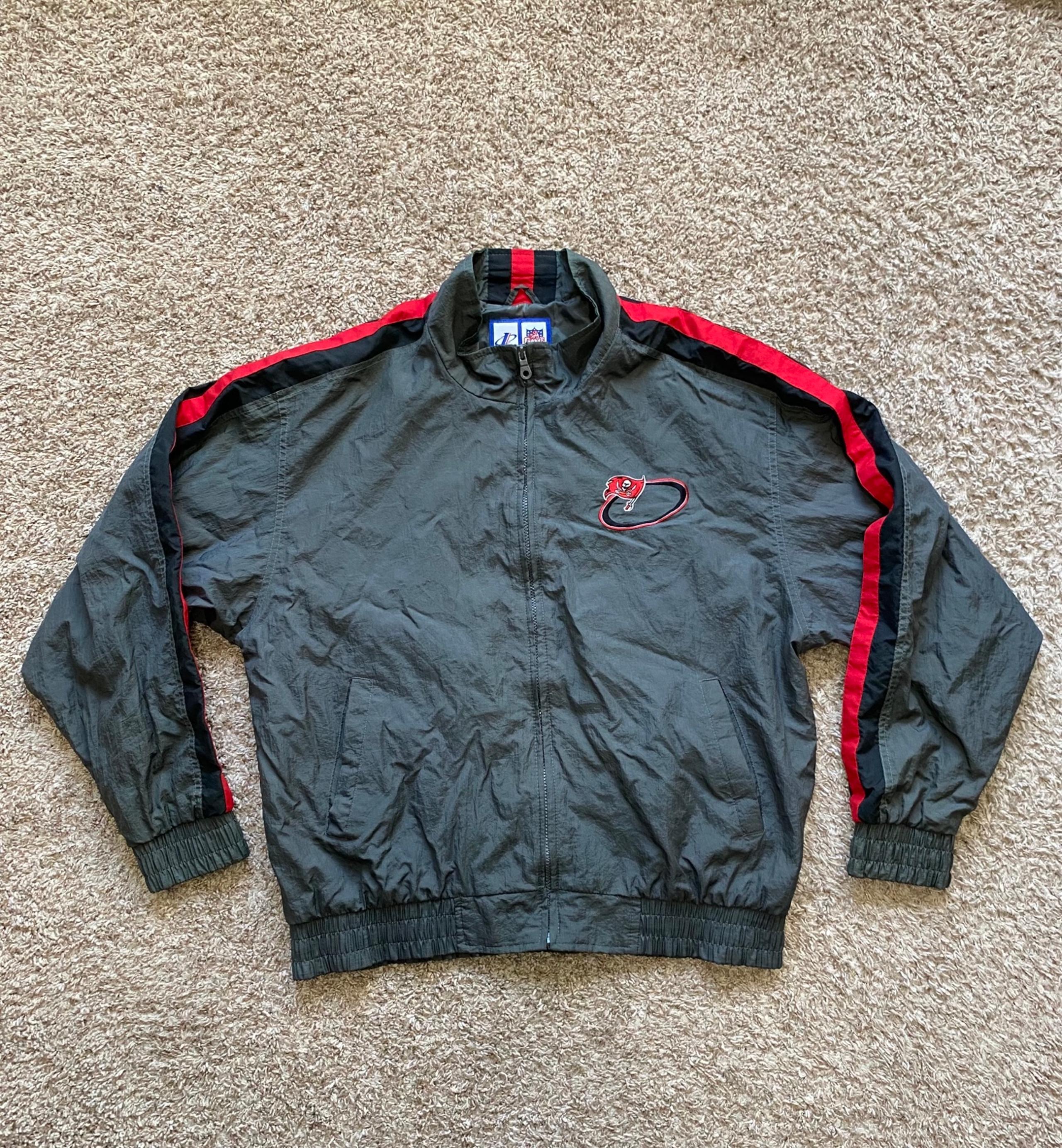 Vintage Logo Athletic Tampa Bay Buccaneers Windbreaker Jacket Size Men’s Large