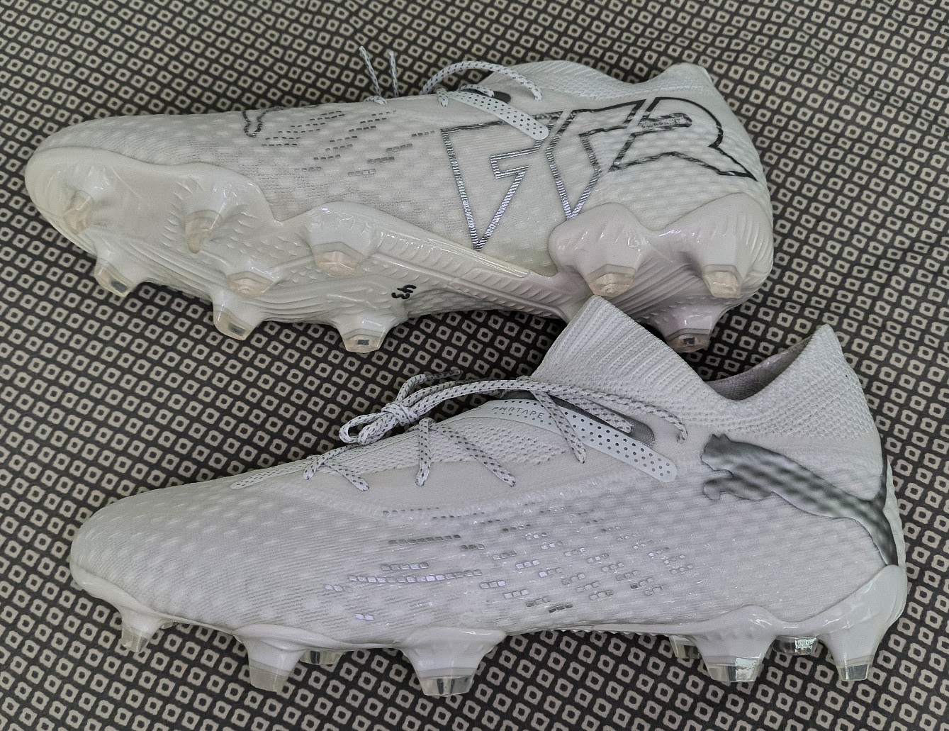 Sz 10.5 PUMA FUTURE 7 ULTIMATE FG/AG Soccer Cleats