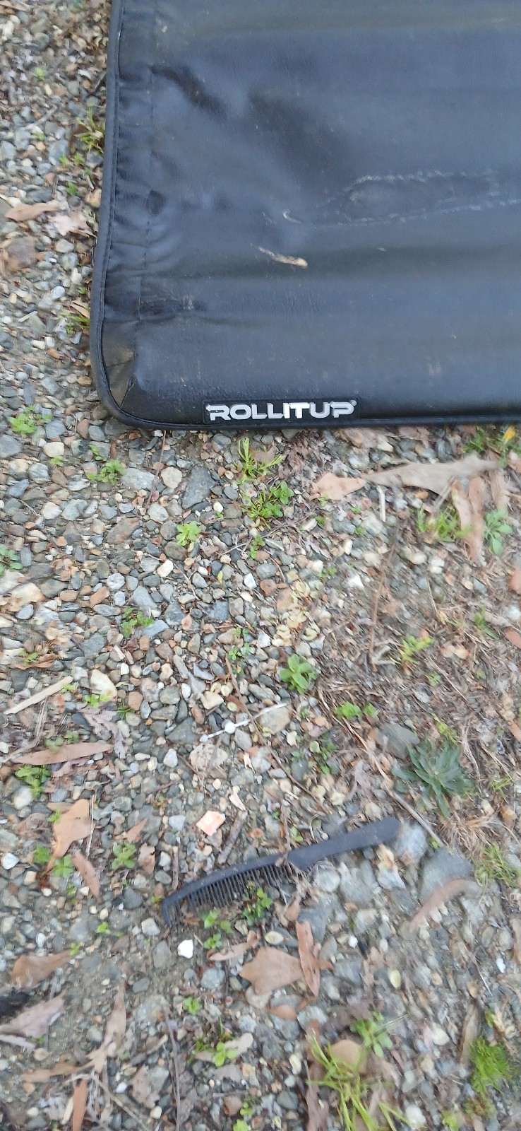 Truck bed cover