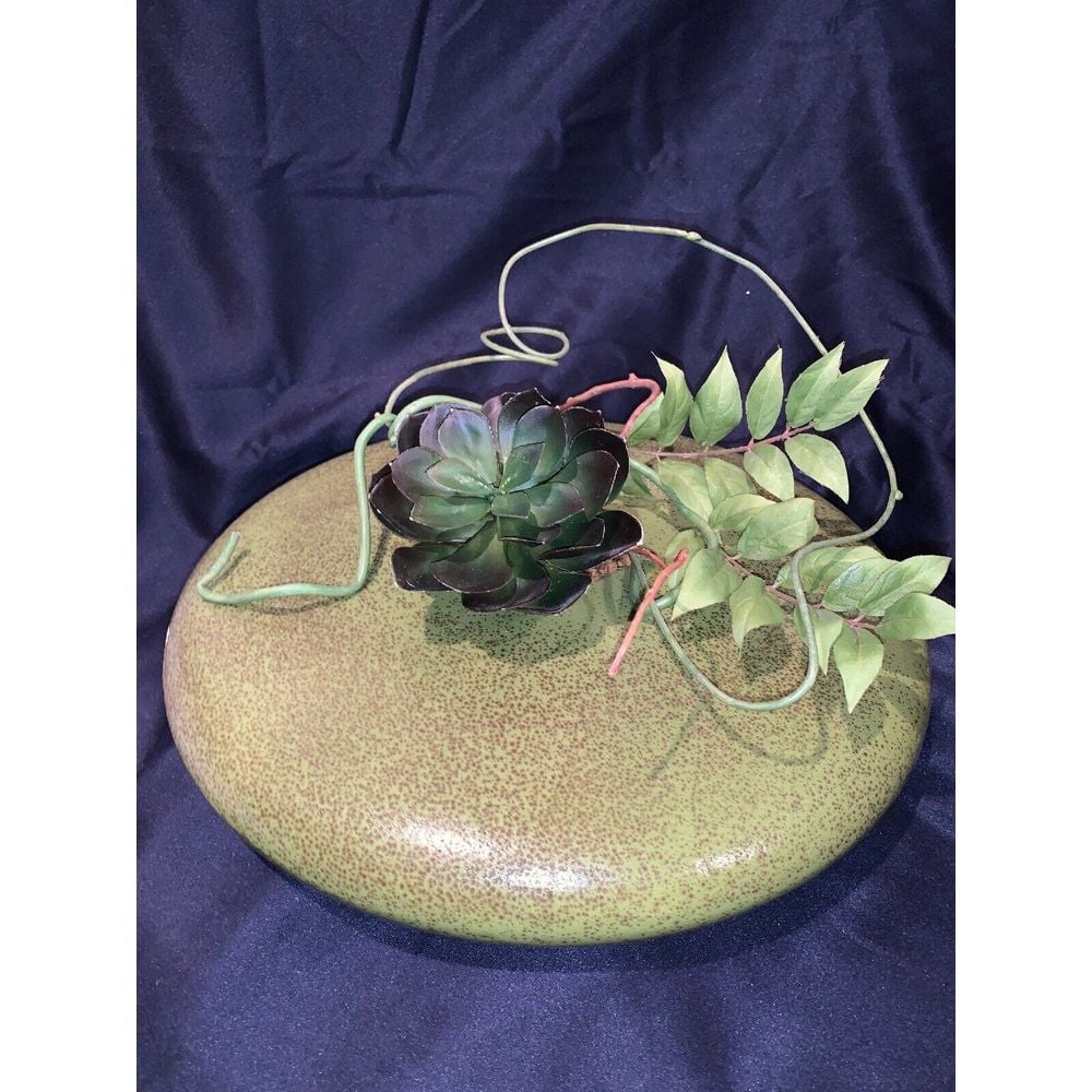 Global Views Modern Green Disc Wall Vase Made In Portugal 15 Diameter