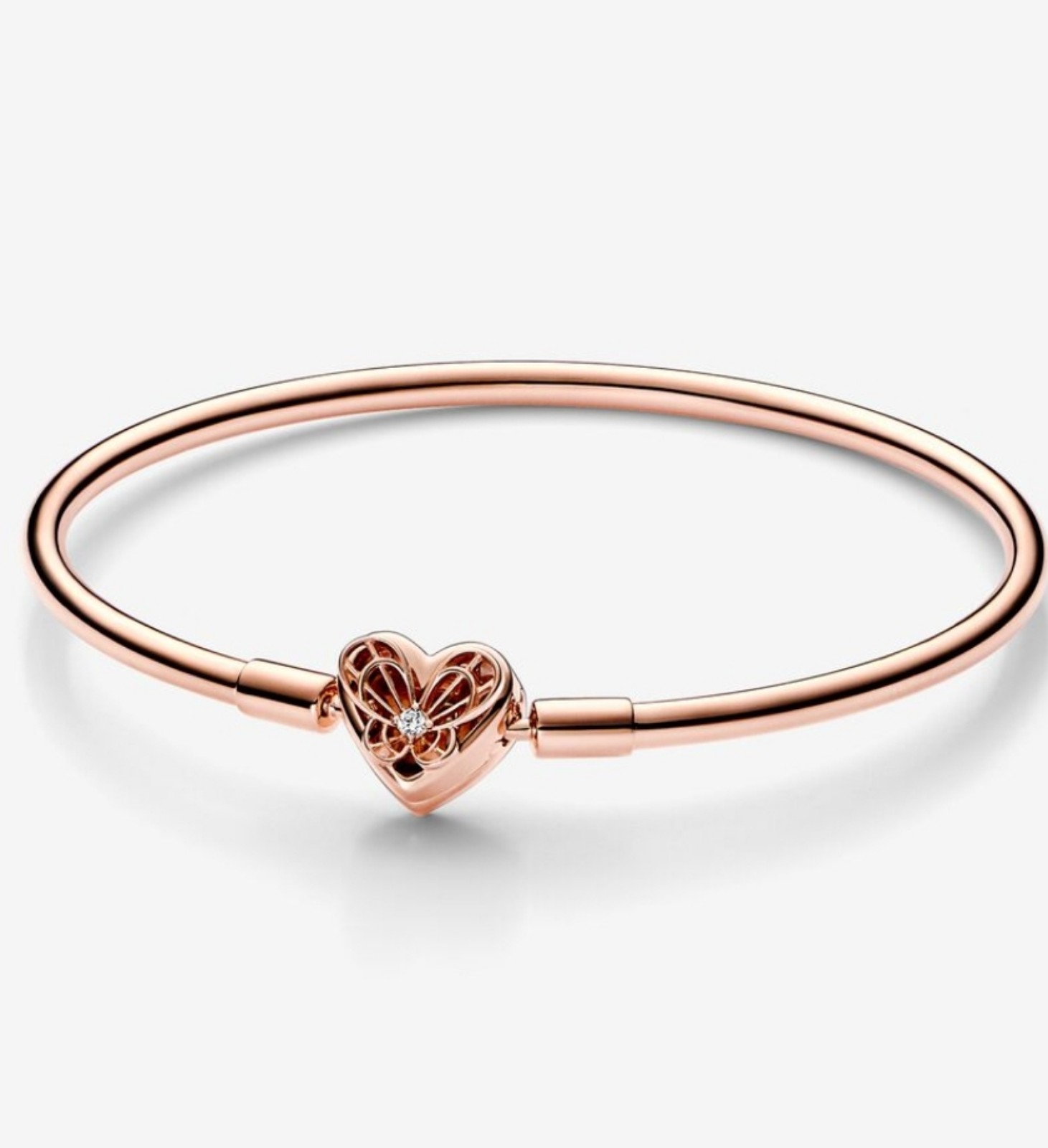 PANDORA MOMENTS HEART AND BUTTERFLY BRACELET 582594C01-21 new with tag